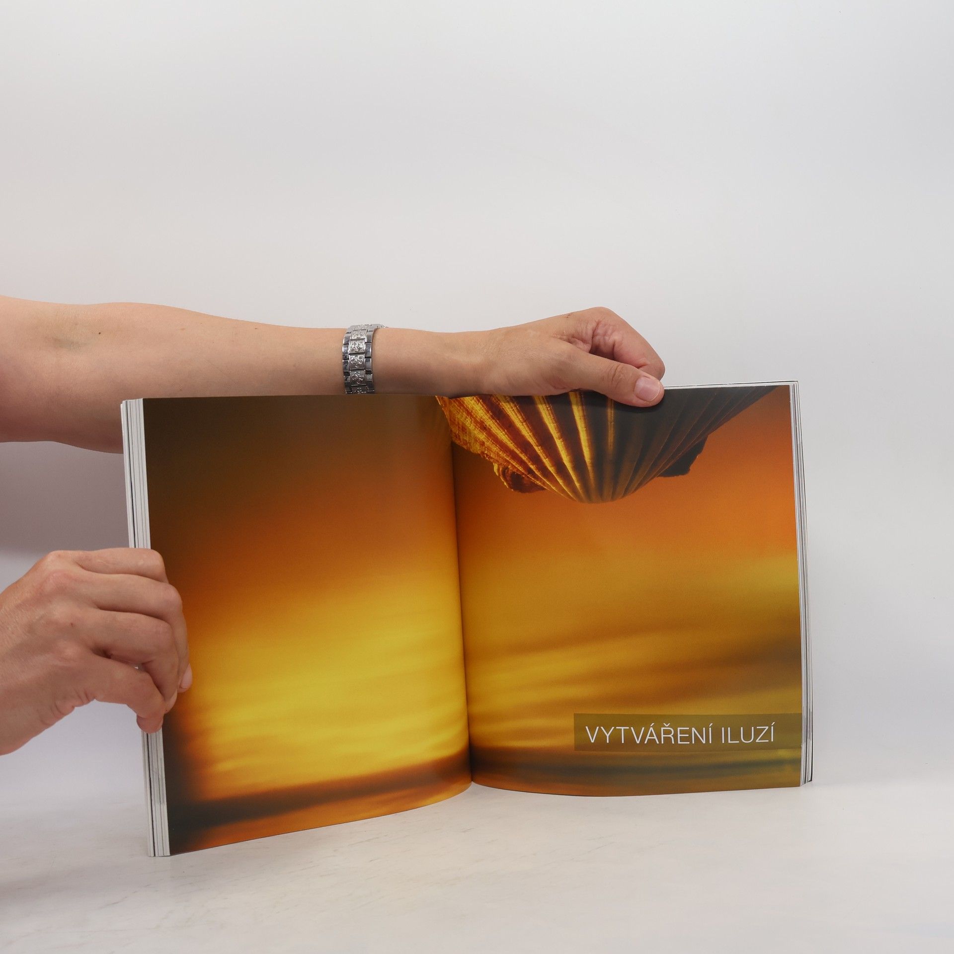 Jan Jindra Reklamní a produktová fotografie