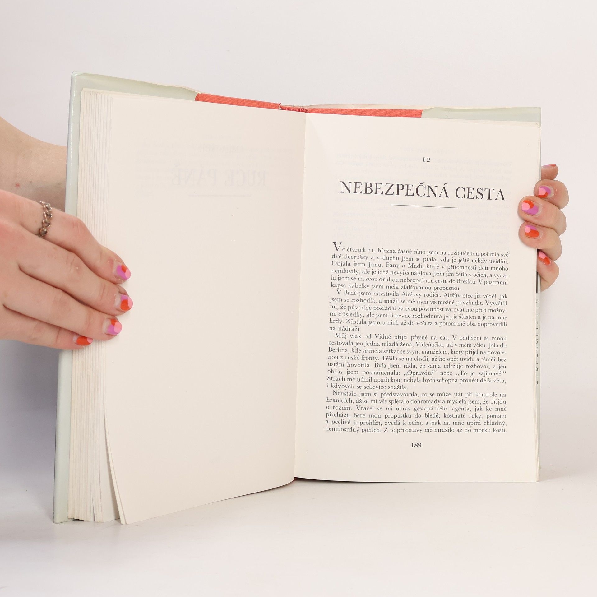 Zdena Kapral Zítra bude líp: Kronika míru, války a exilu