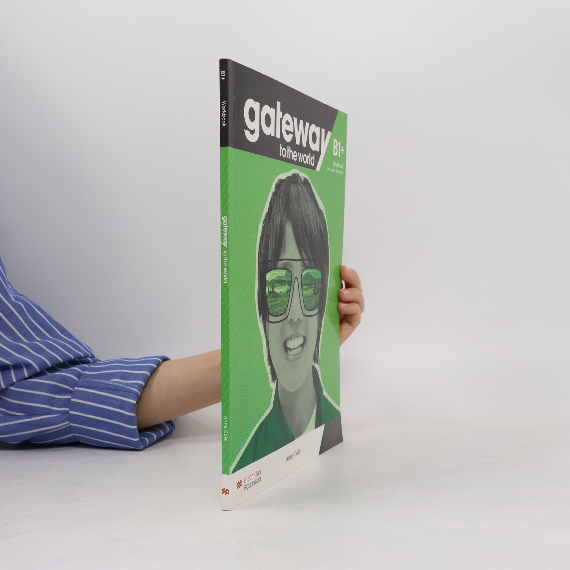 David Spencer Gateway to the World B1+ WB + online MACMILLAN