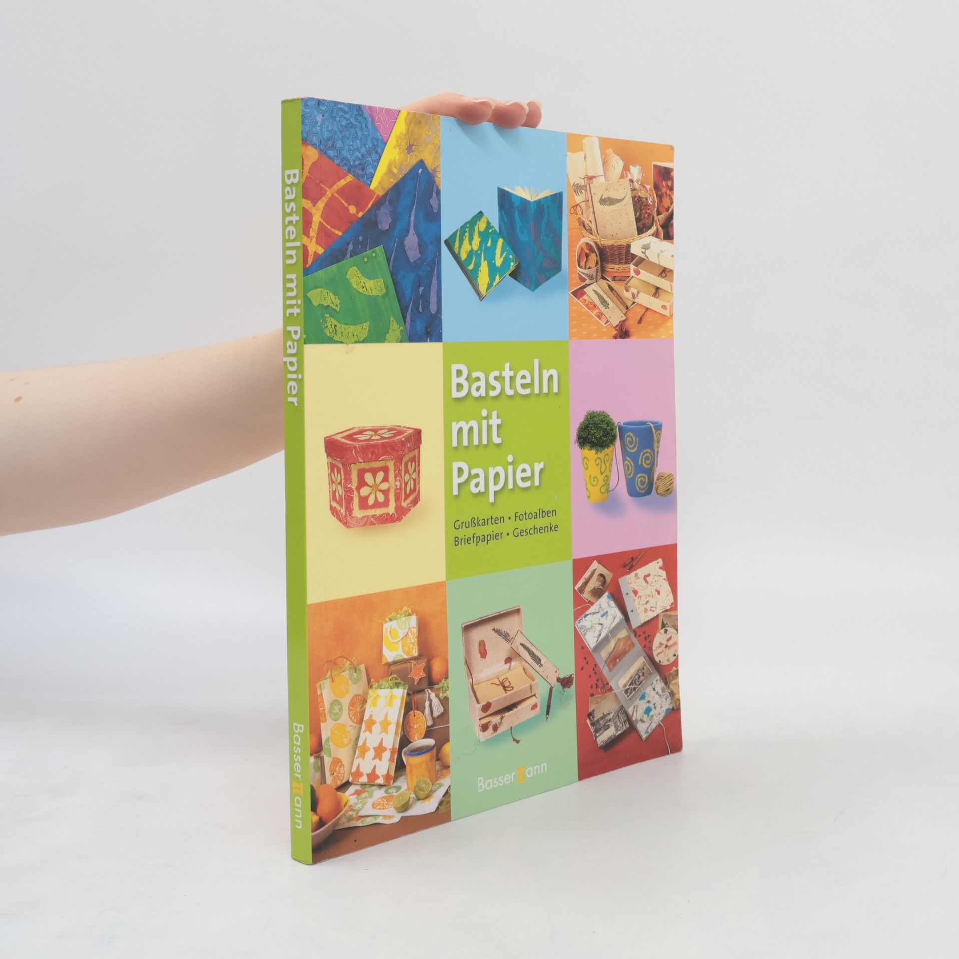 Autorenkollektiv Basteln mit Papier