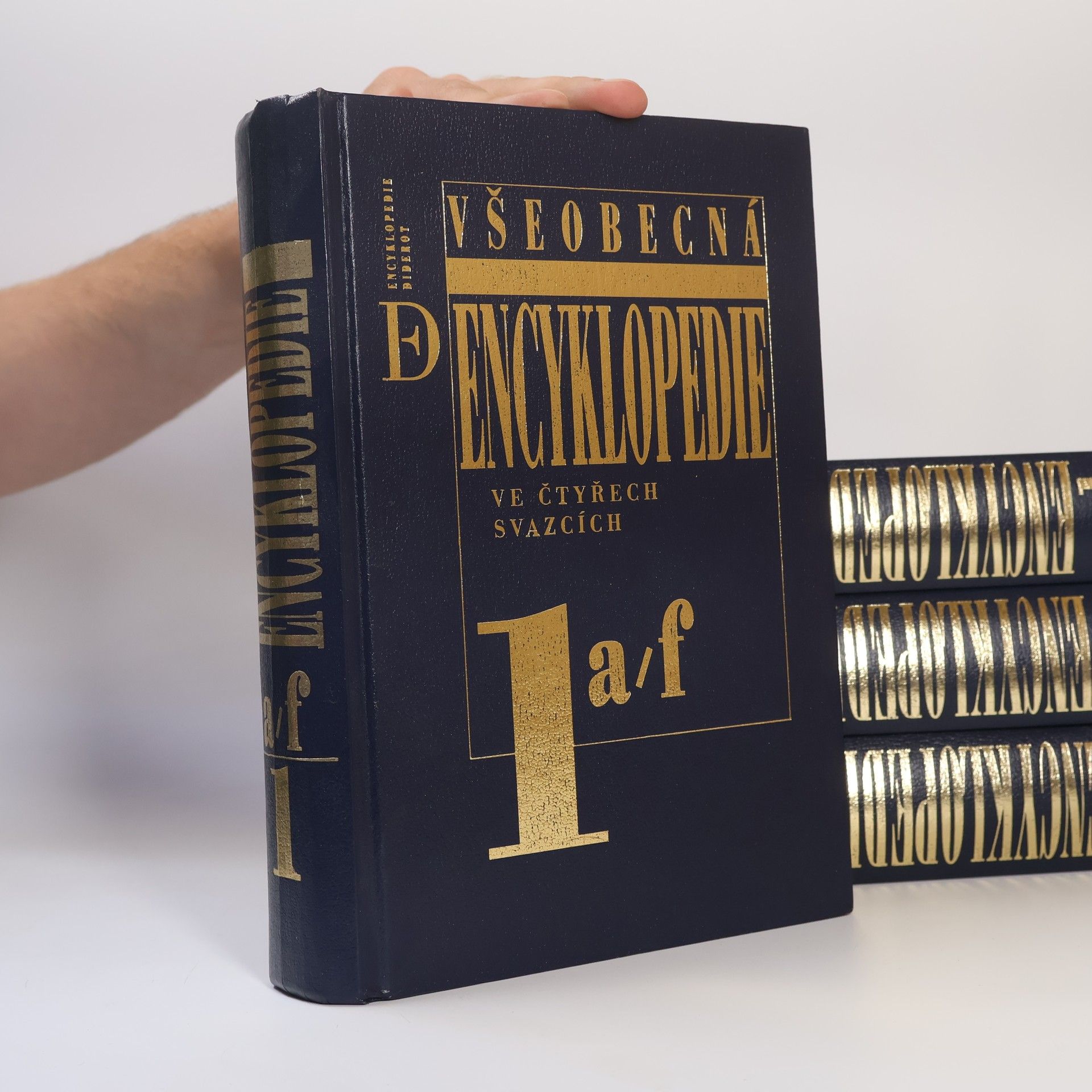 Autorenkollektiv Všeobecná encyklopedie ve čtyřech svazcích A-Ž