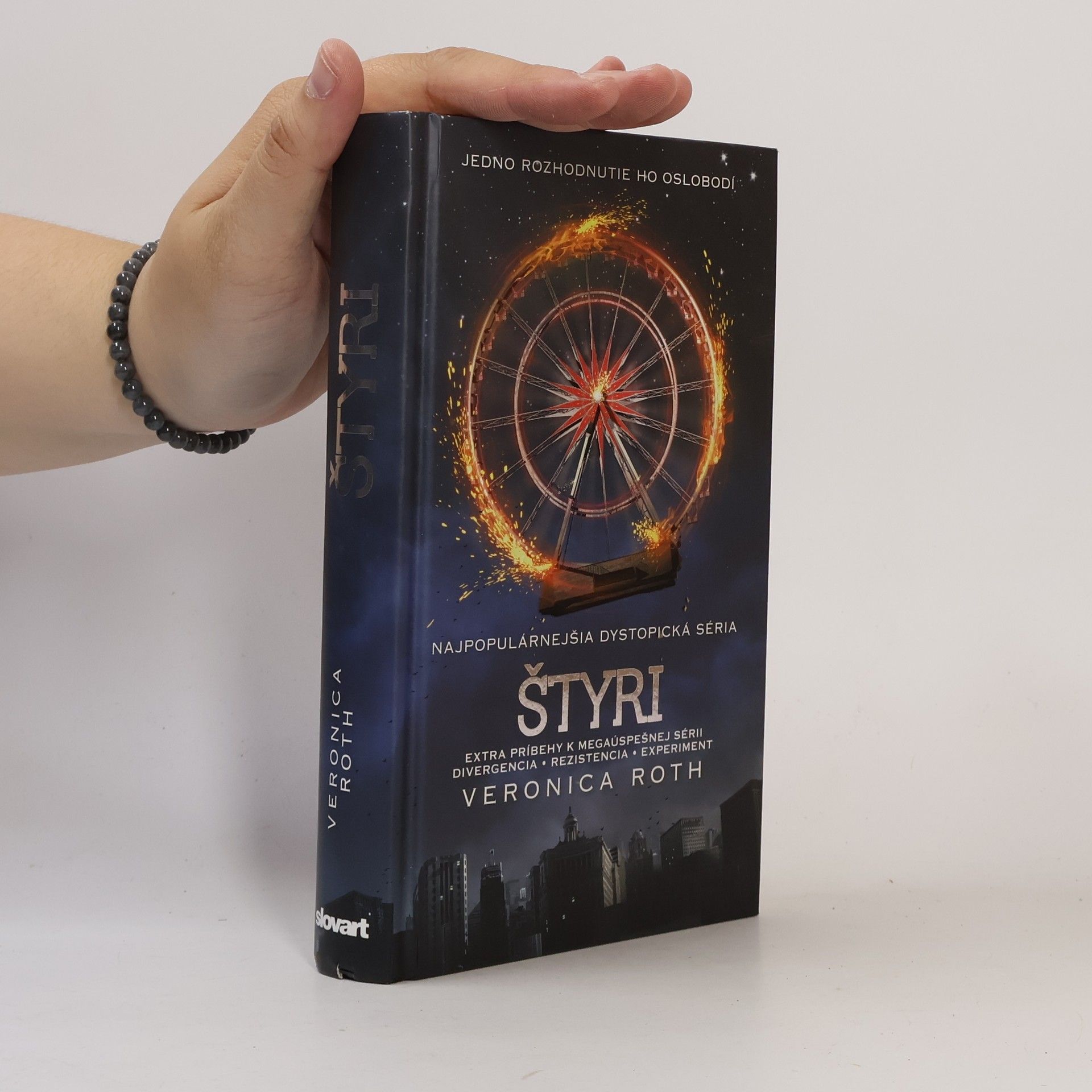 Veronica Roth Štyri (Zbierka poviedok k sérii Divergencia)