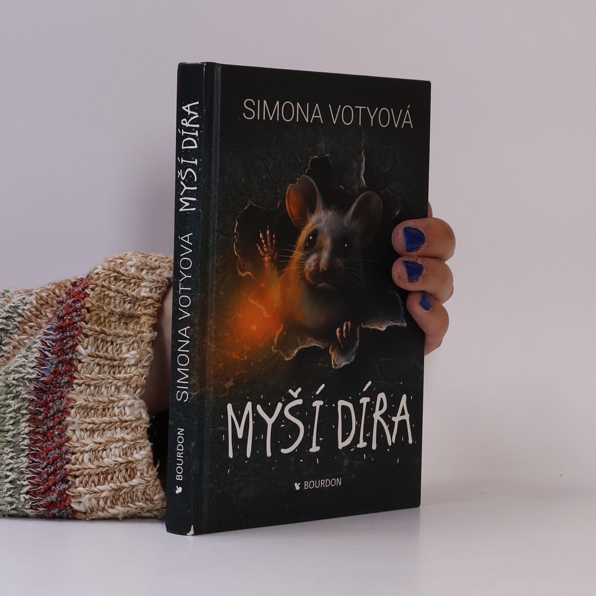 Simona Votyová Myší díra