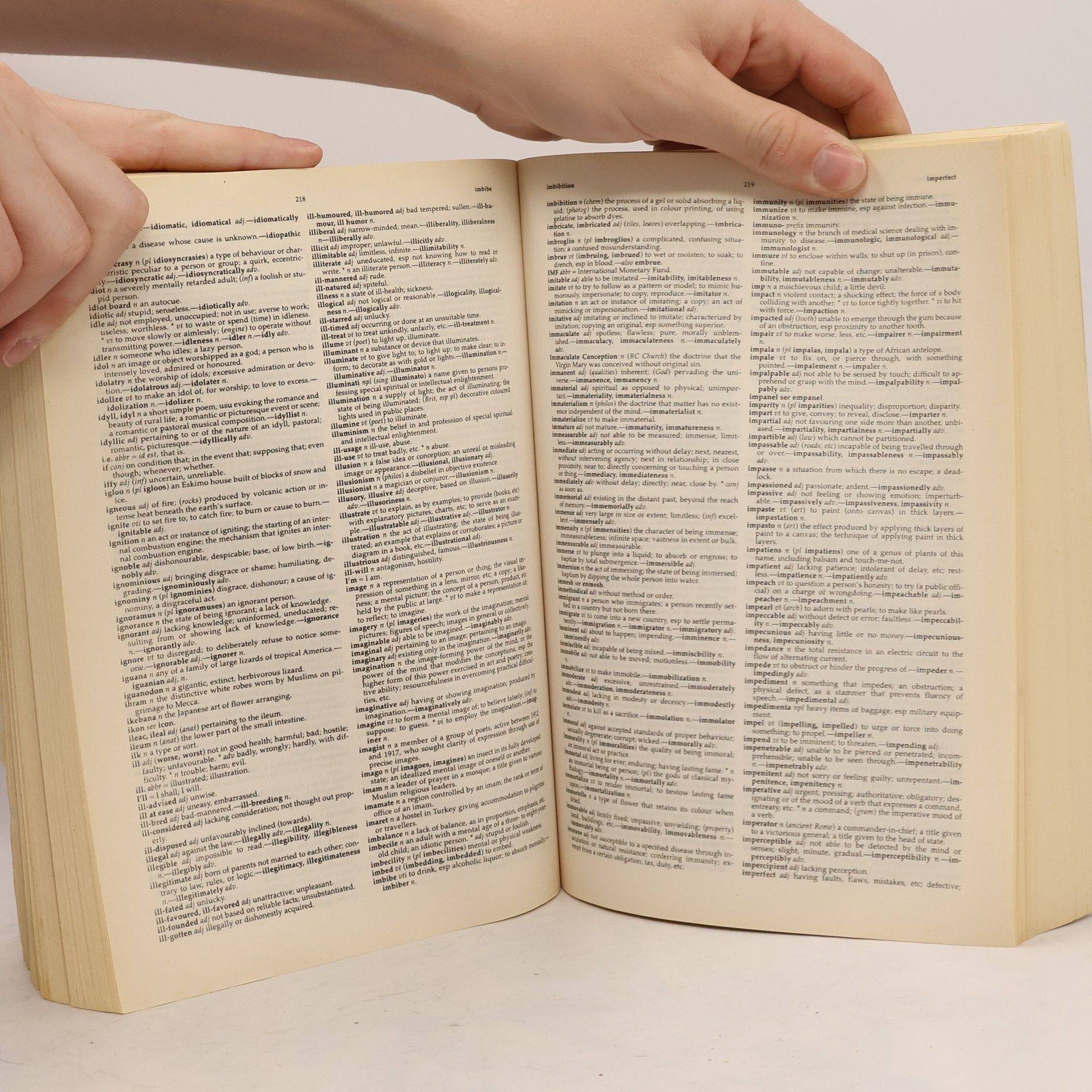Various authors English Dictionary