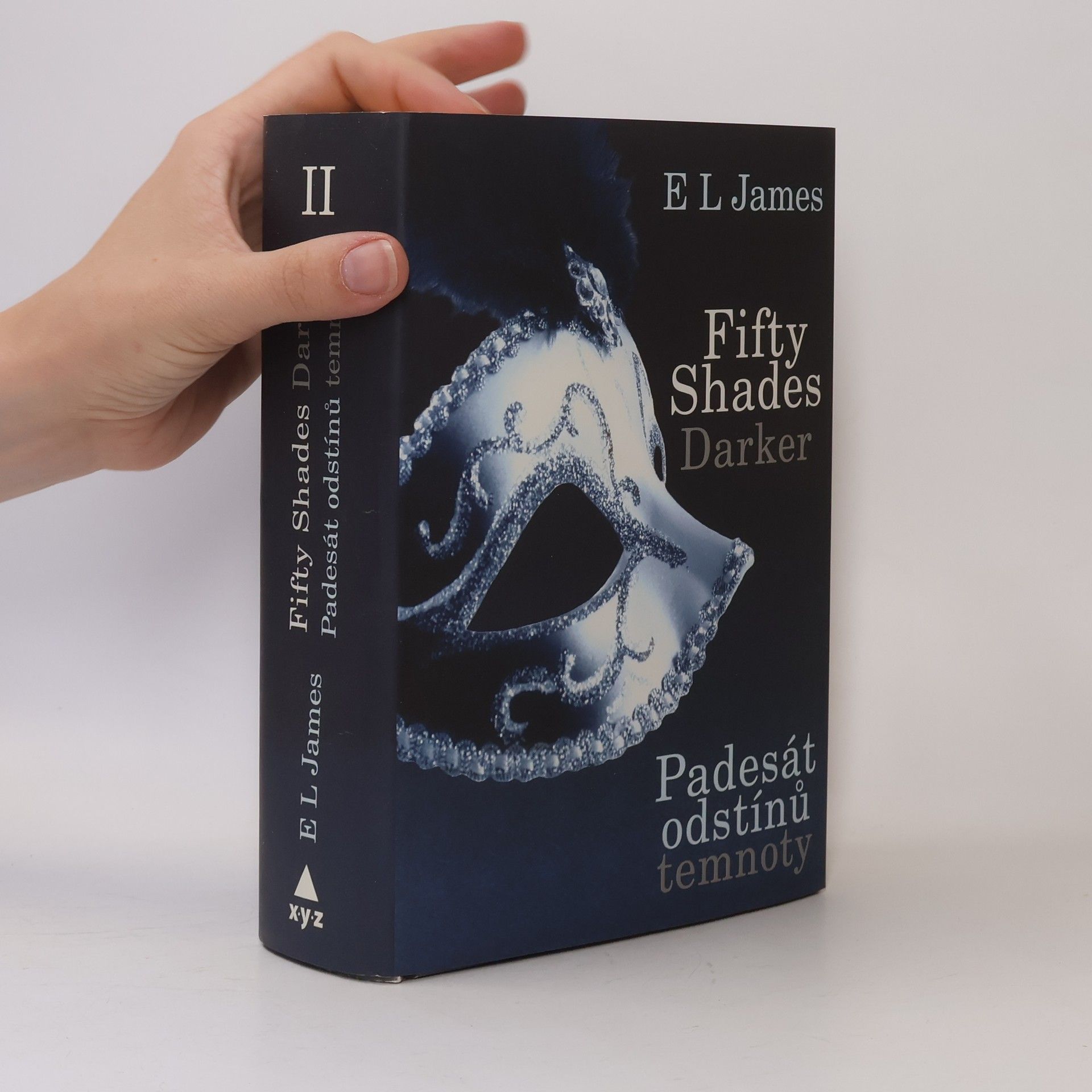 E L James Padesát odstínů temnoty