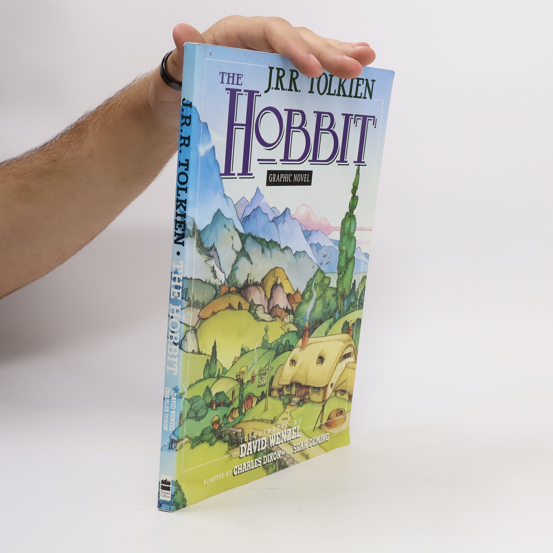 J. R. R. Tolkien The Hobbit - Graphic Novel