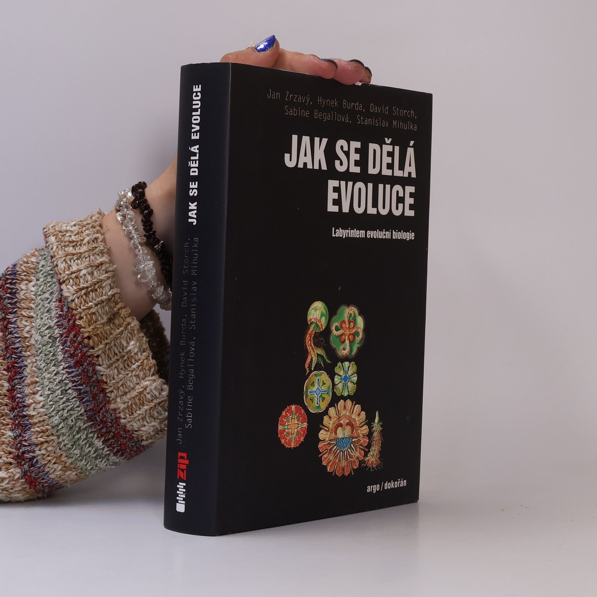 Jak se dělá evoluce: Labyrintem evoluční biologie