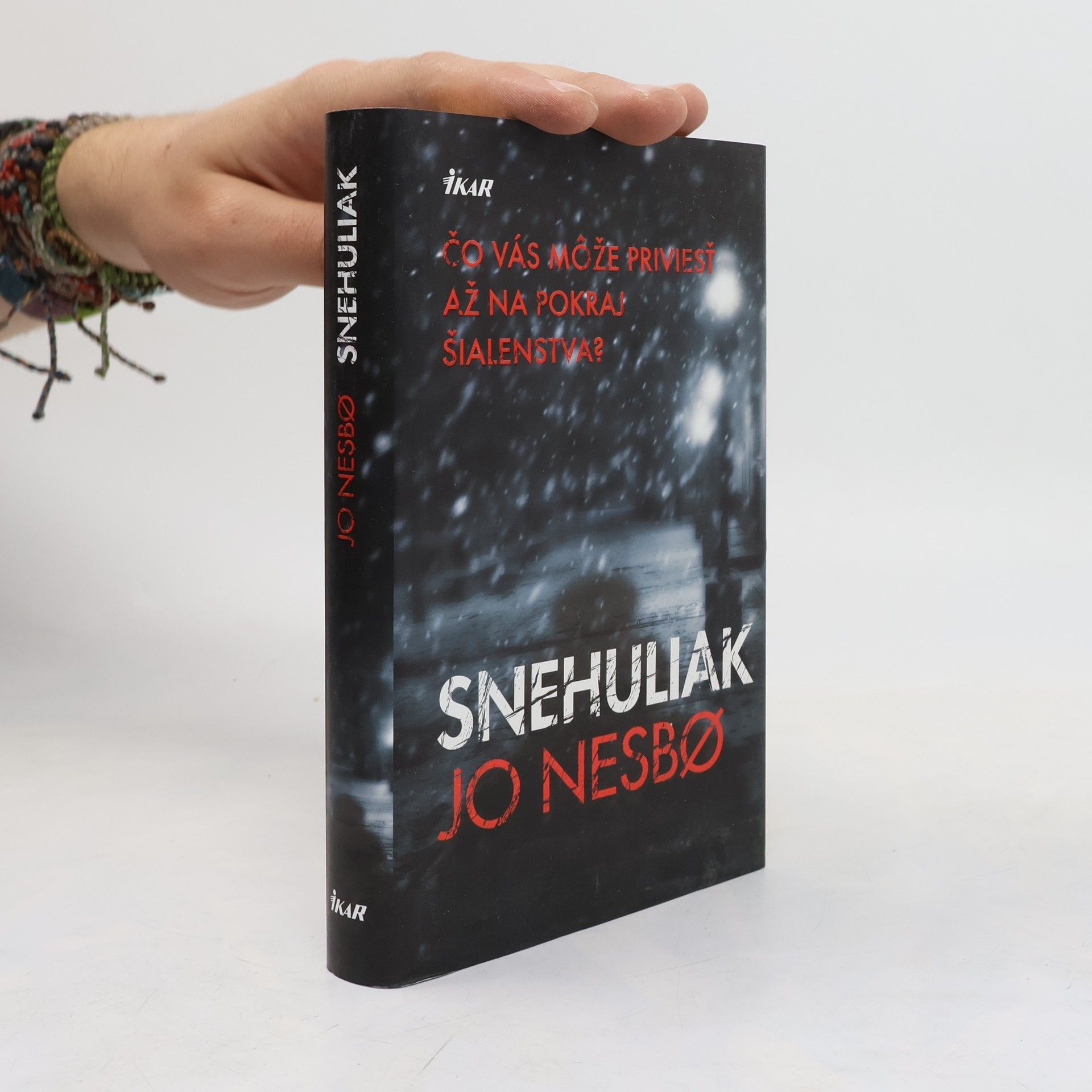 Jo Nesbø Snehuliak