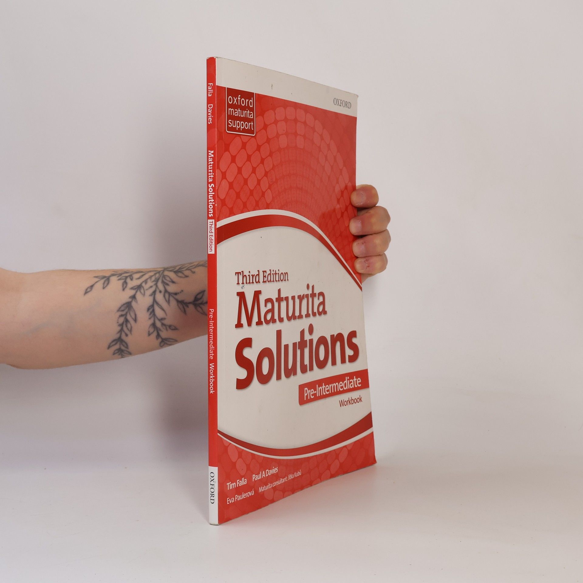 Tim Falla Maturita Solutions. Pre-Intermediate. Workbook