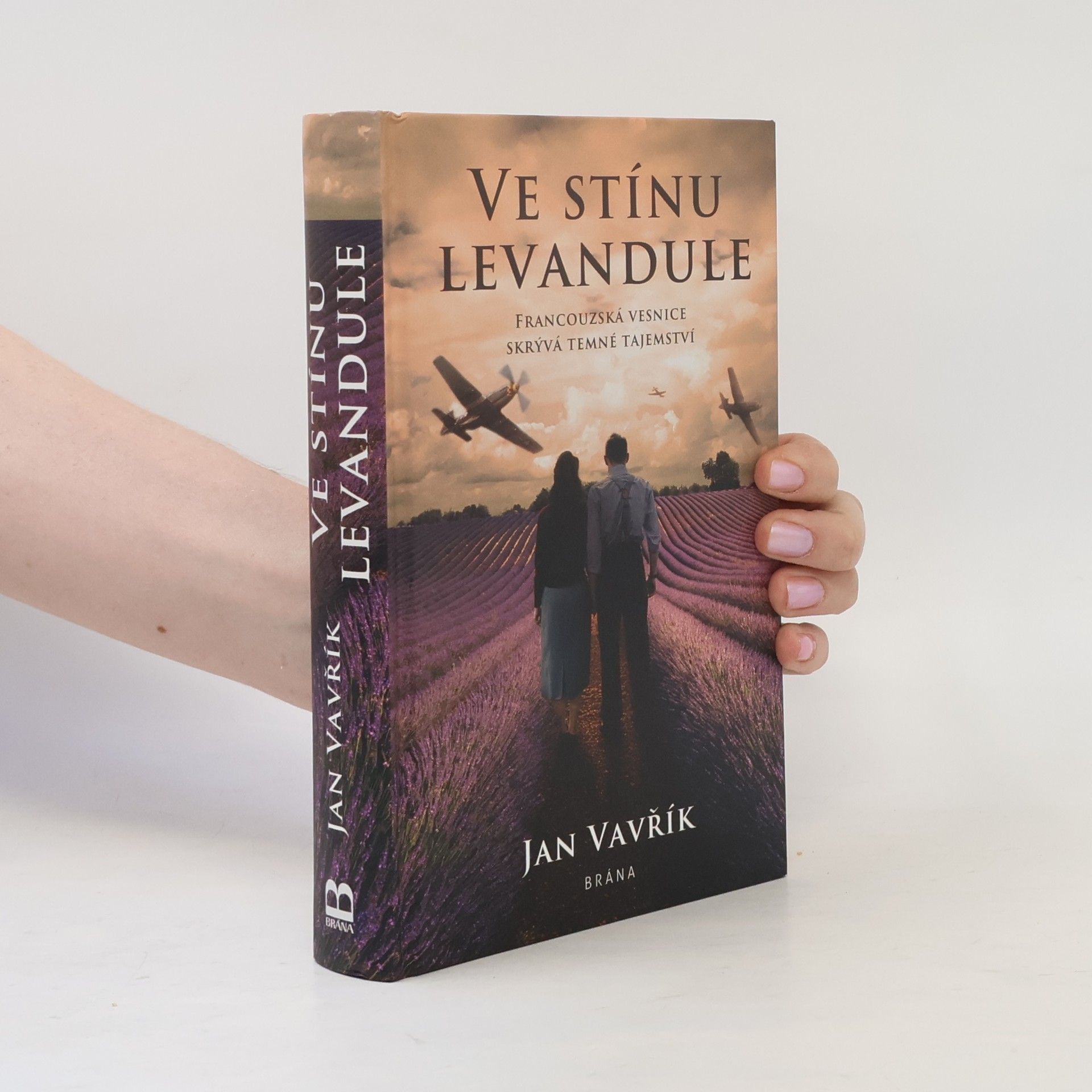 Jan Vavřík Ve stínu levandule