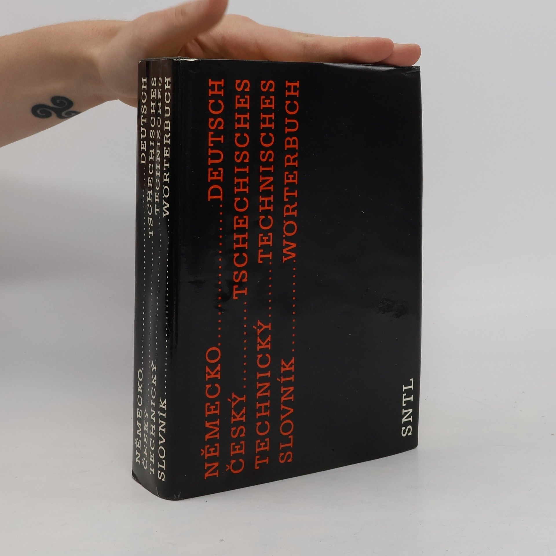 Louise Arslanianová Německo-český technický slovník. Deutsch-Tschechisches technisches Wörterbuch