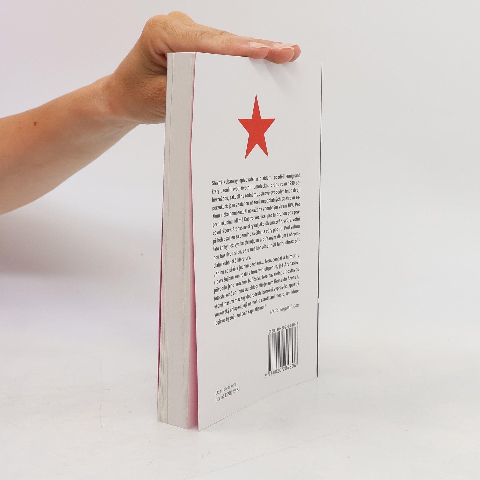 Reinaldo Arenas Fuentes Než se setmí : autobiografie