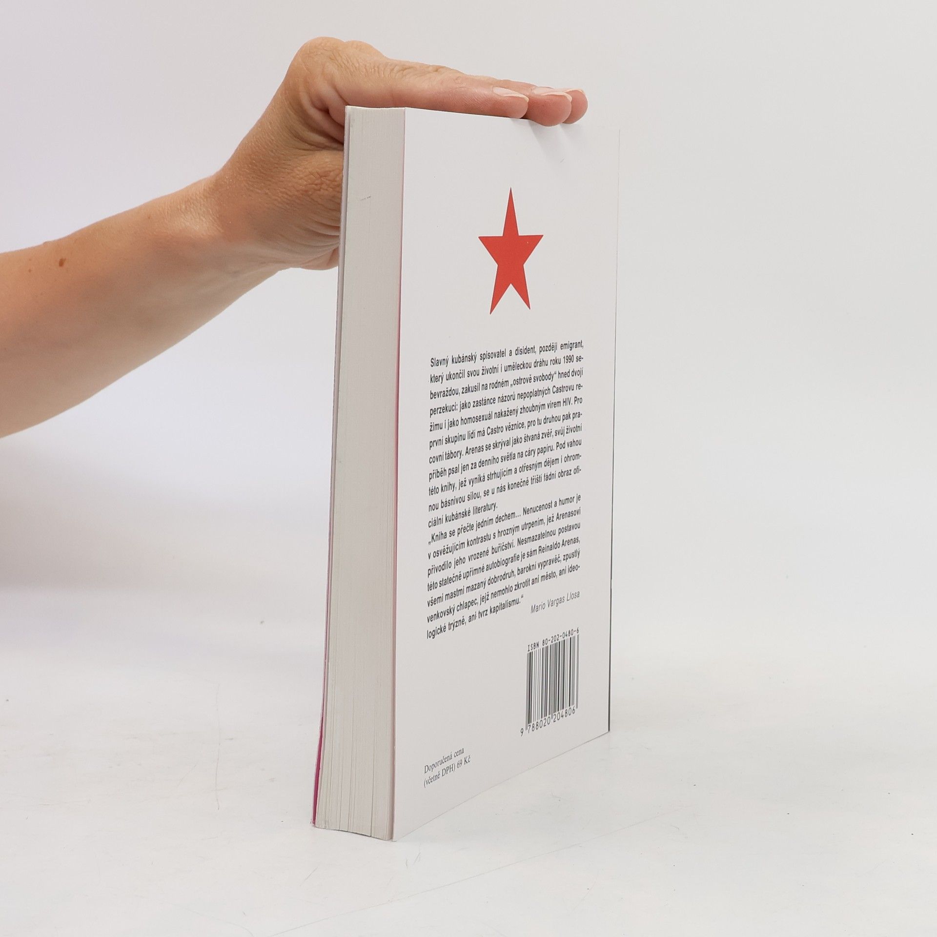Reinaldo Arenas Než se setmí : autobiografie