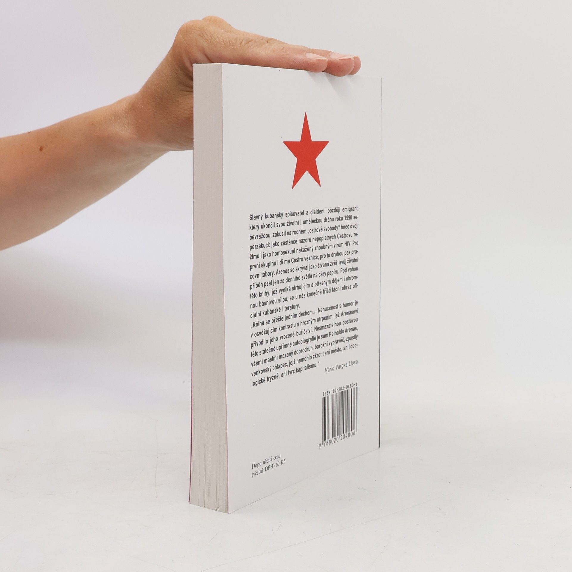 Reinaldo Arenas Fuentes Než se setmí : autobiografie