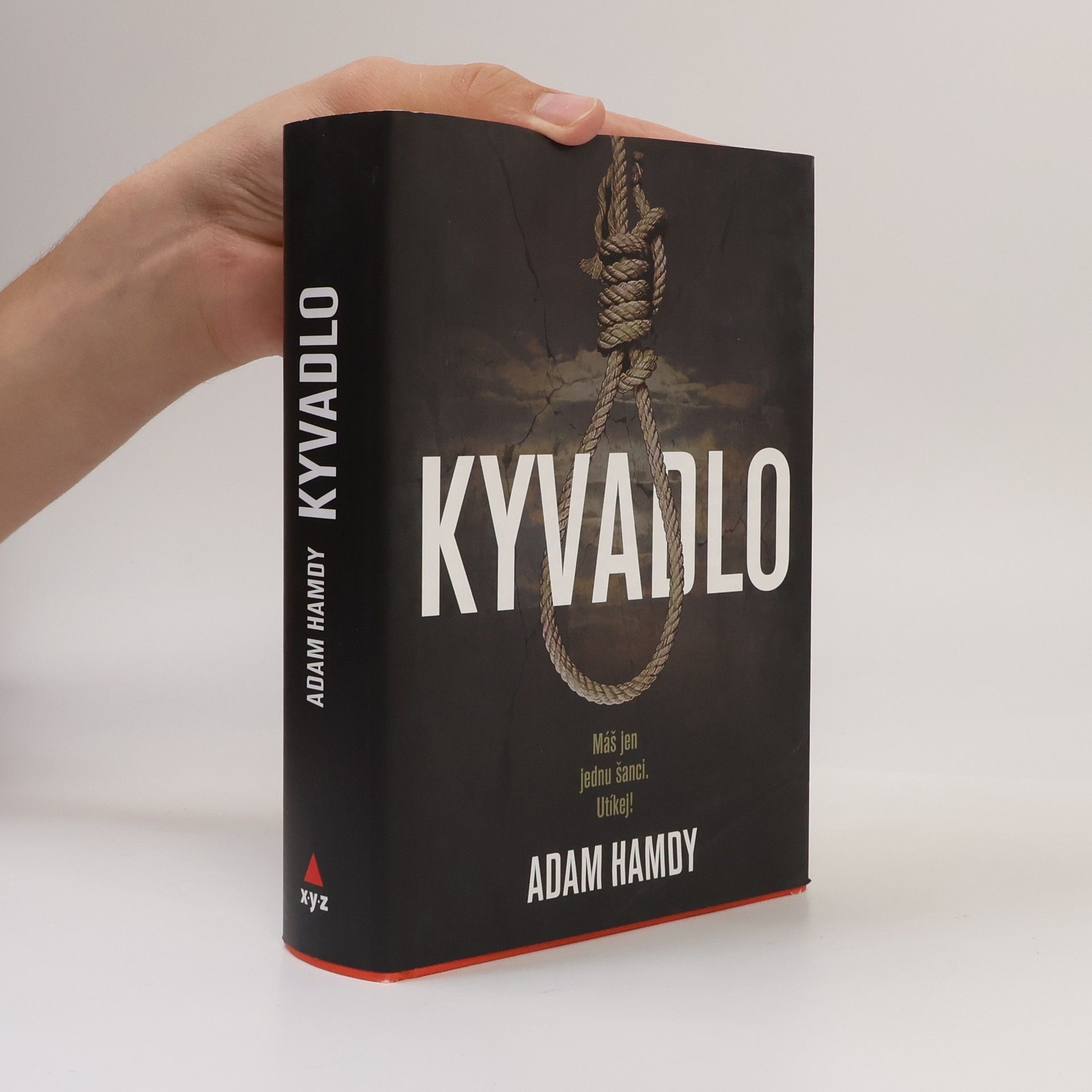 Adam Hamdy Kyvadlo