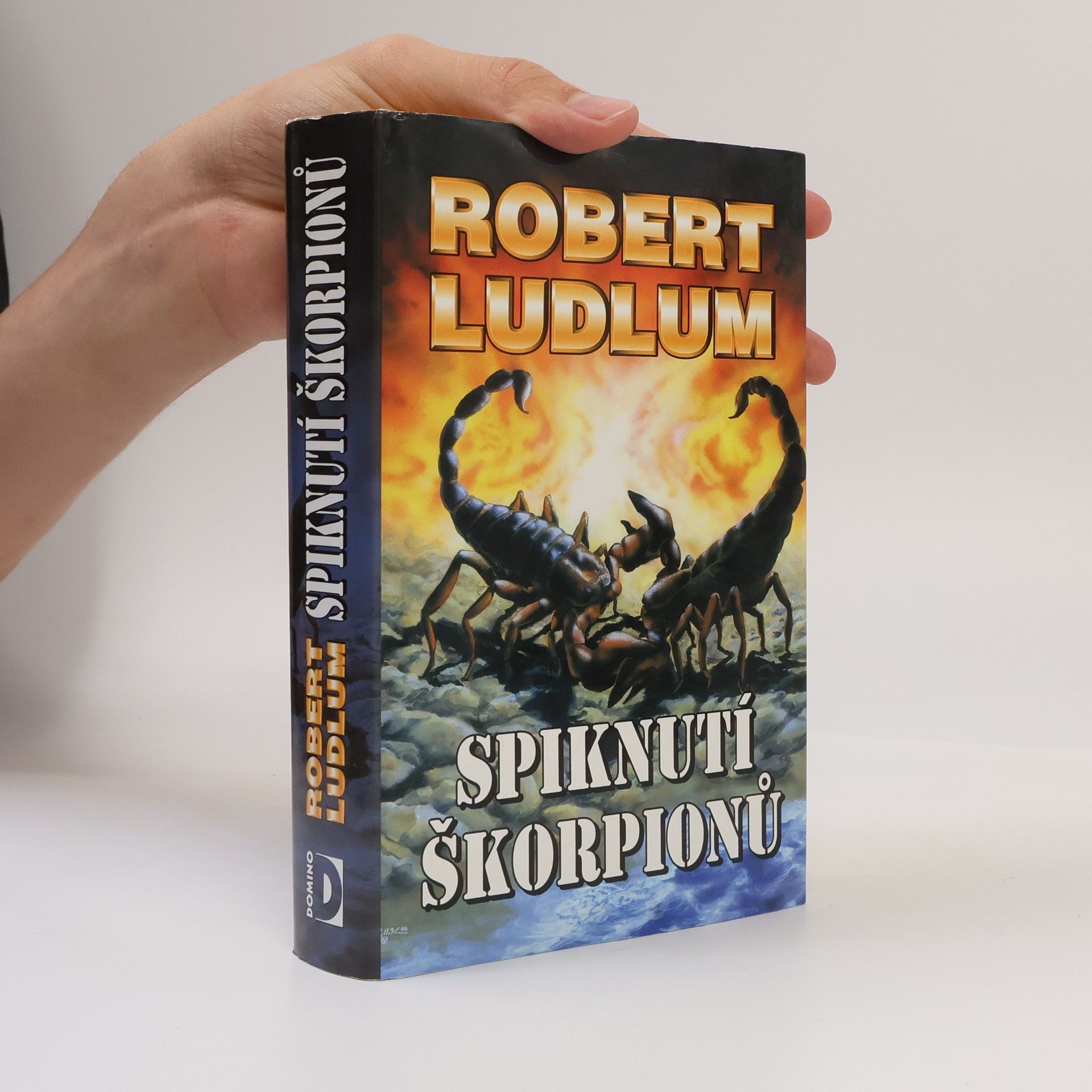 Robert Ludlum Spiknutí škorpionů