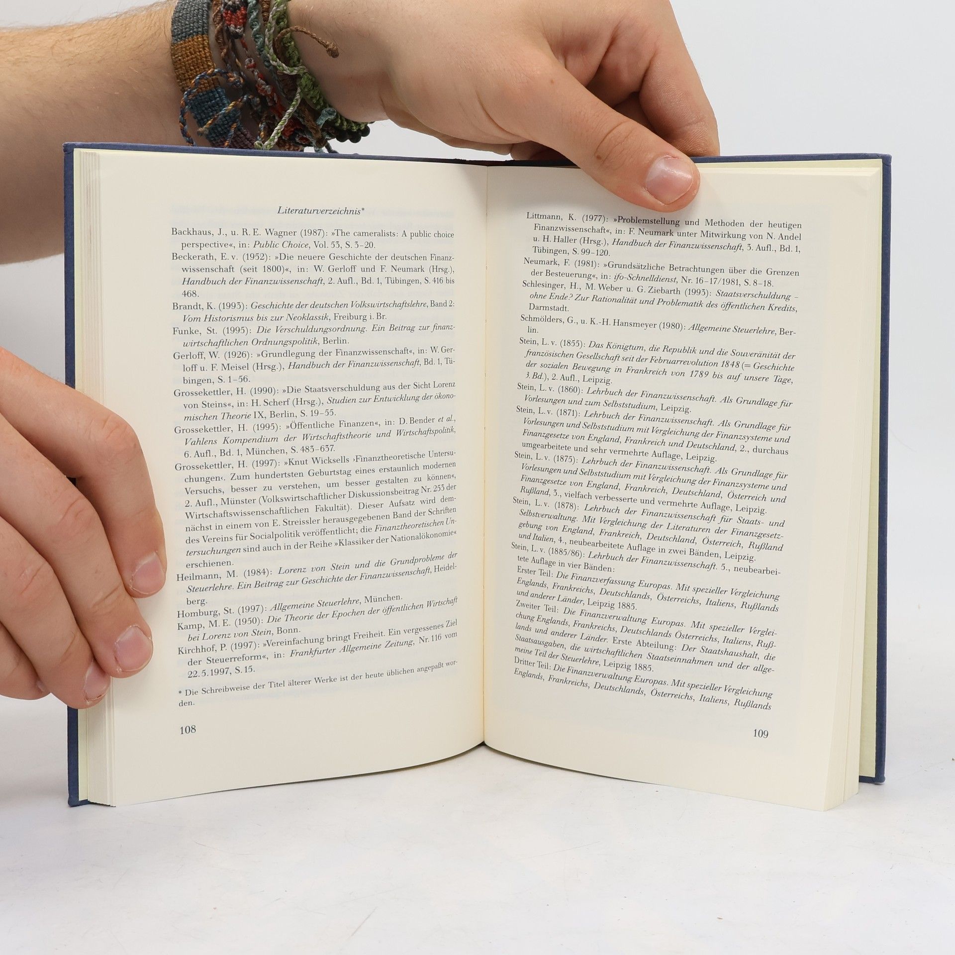 Heinz Grossekettler Klassiker der Nationalökonomie: Lorenz von Steins Lehrbuch der Finanzwissenschaft: Als Grundlage für Vorlesungen und zum Selbststudium. Faksimile der 1860 in Leipzig erschienenen Erstausgabe.