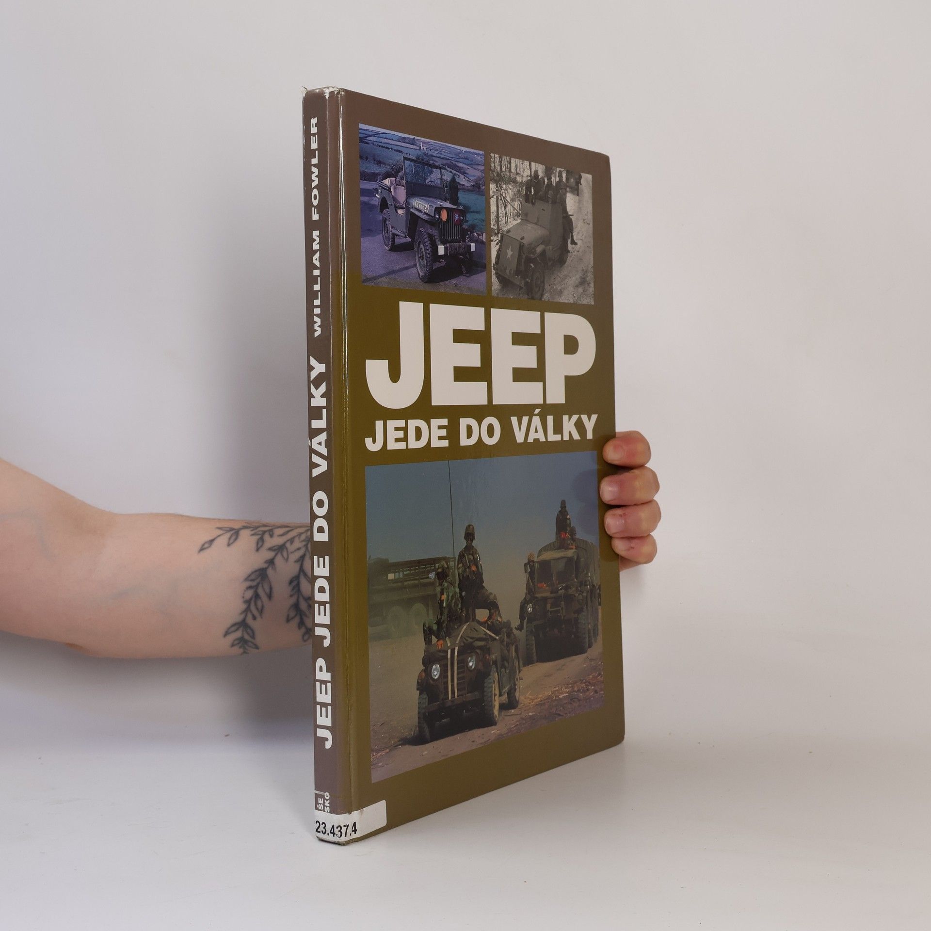 Will Fowler Jeep jede do války