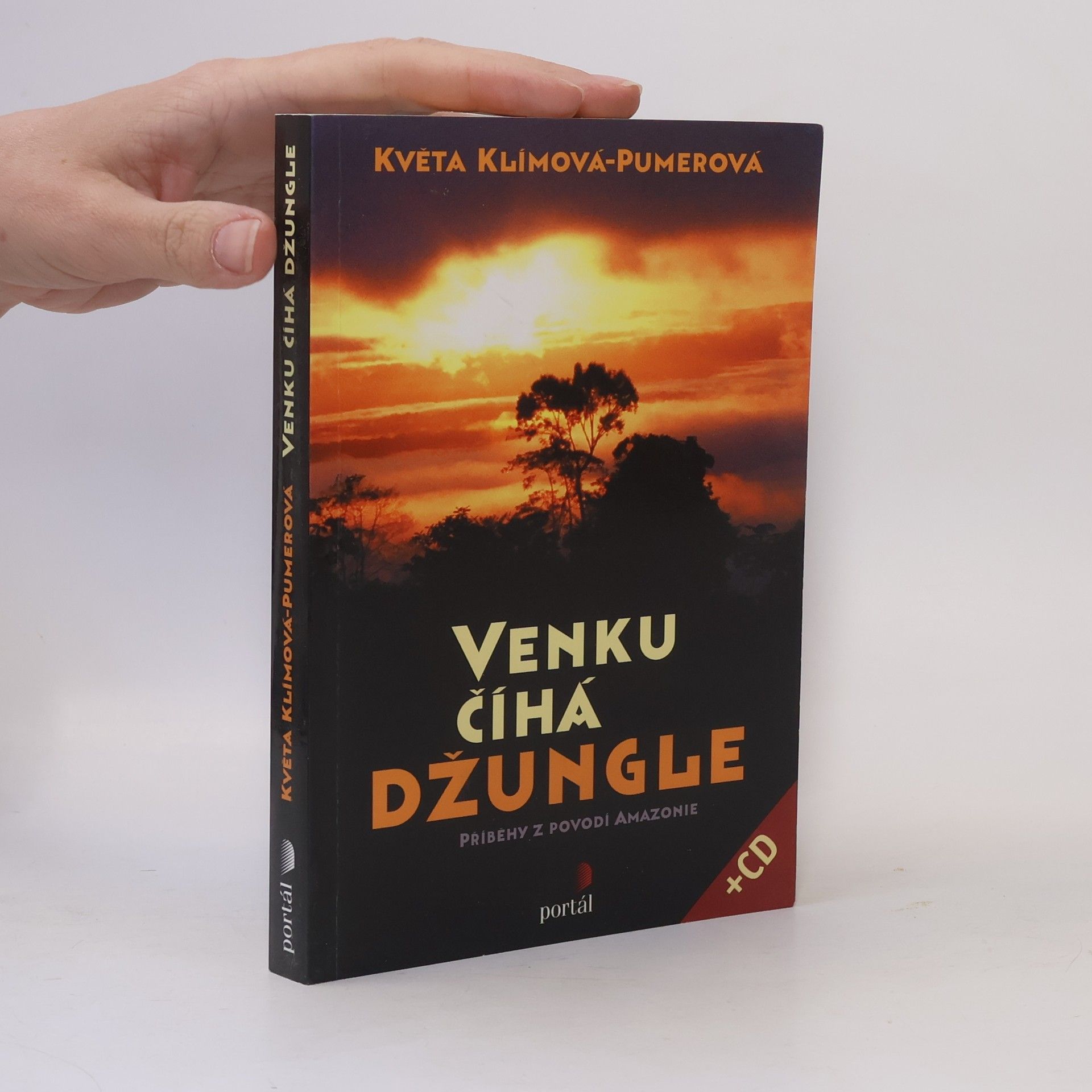 Květa KlímováPumerová Venku číhá džungle: Příběhy z povodí Amazonie