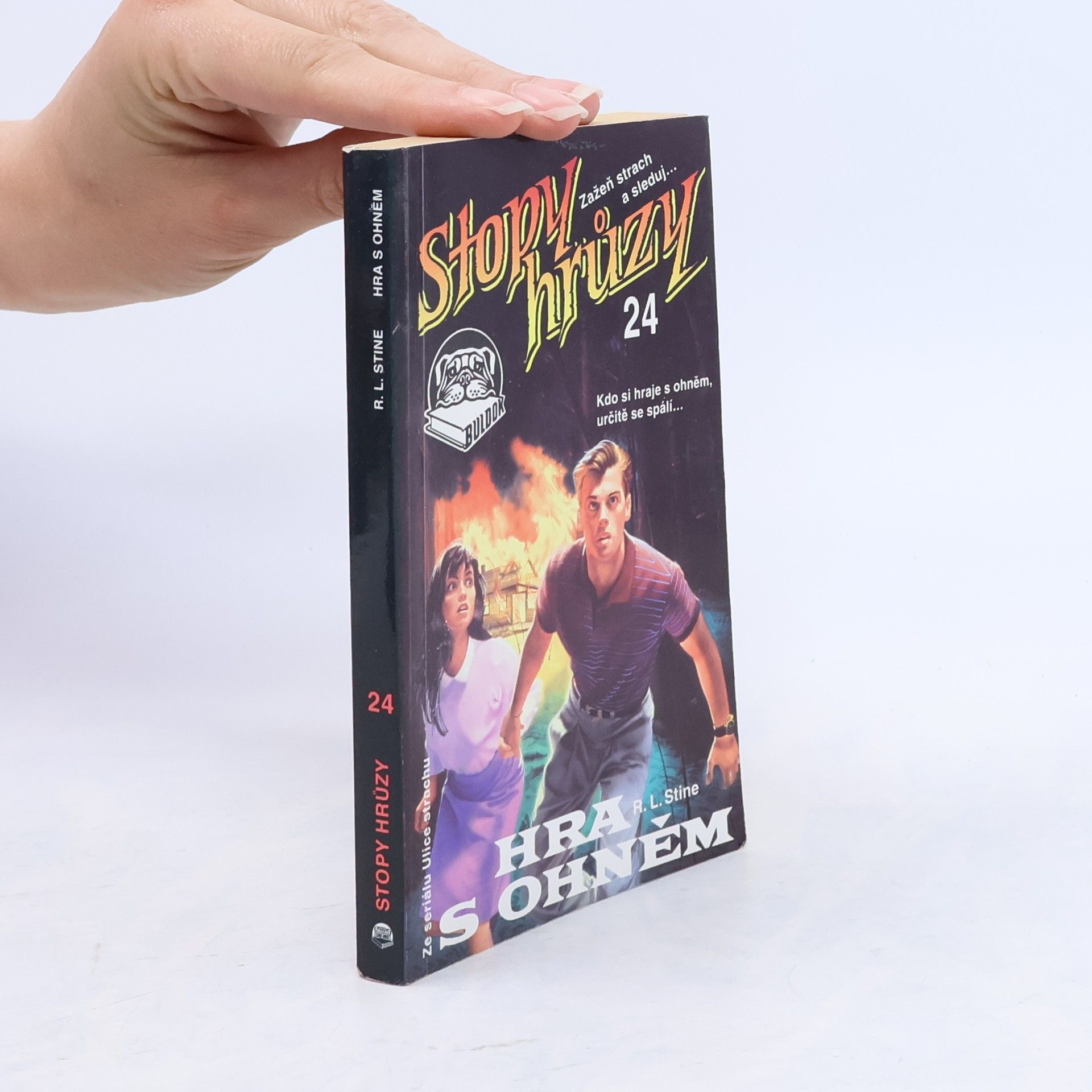 R. L. Stine Stopy hrůzy 24. Hra s ohněm