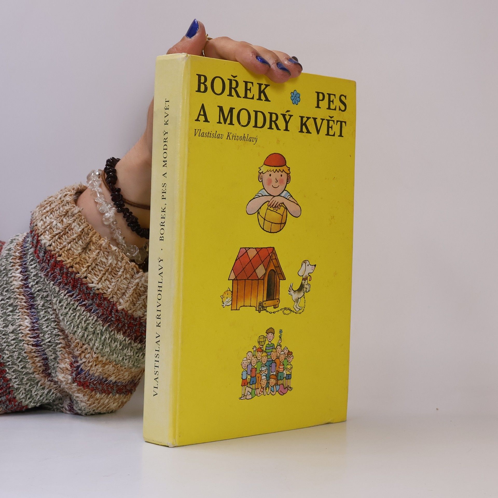 Vlastislav Křivohlavý Bořek, pes a modrý květ