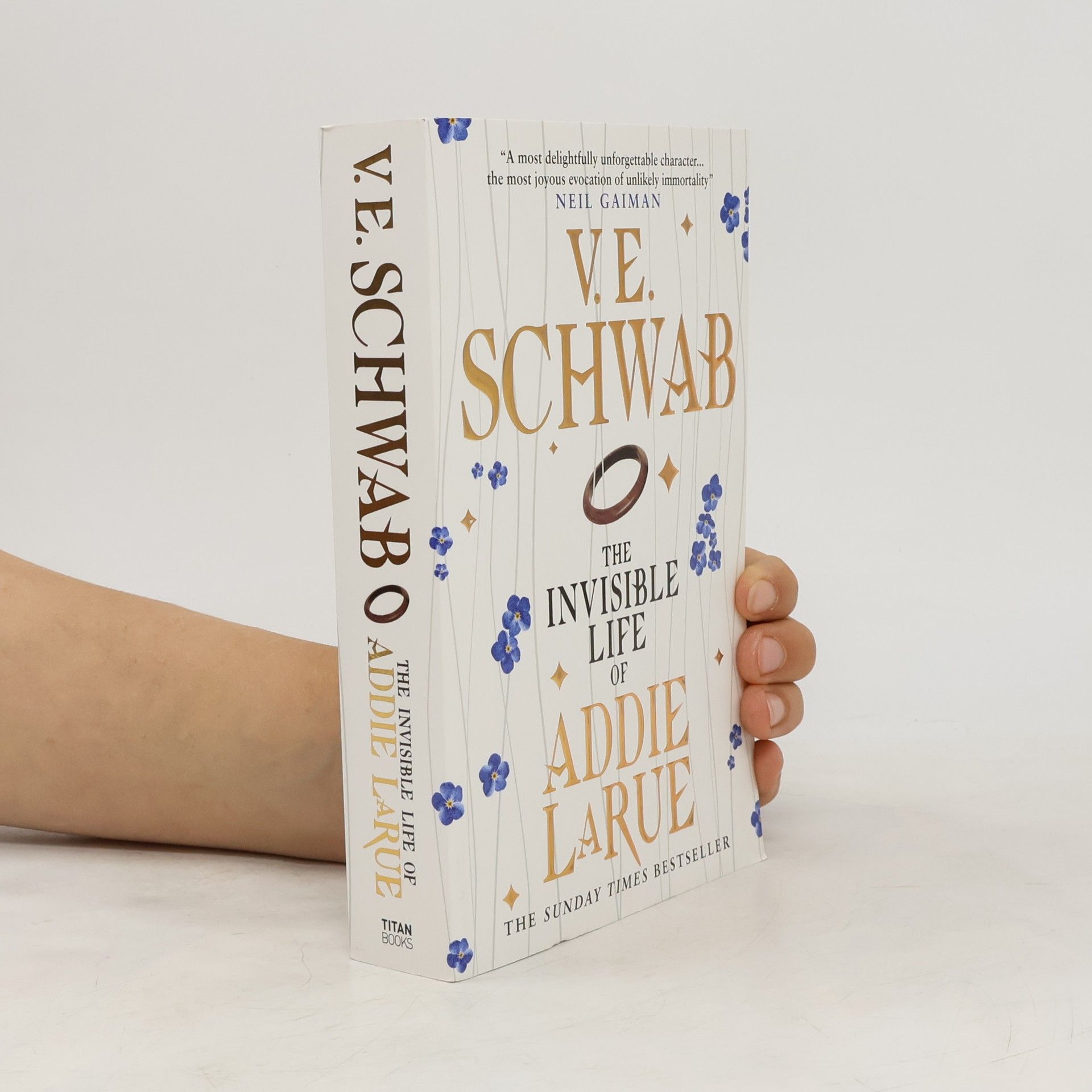 Victoria Schwab The Invisible Life of Addie LaRue