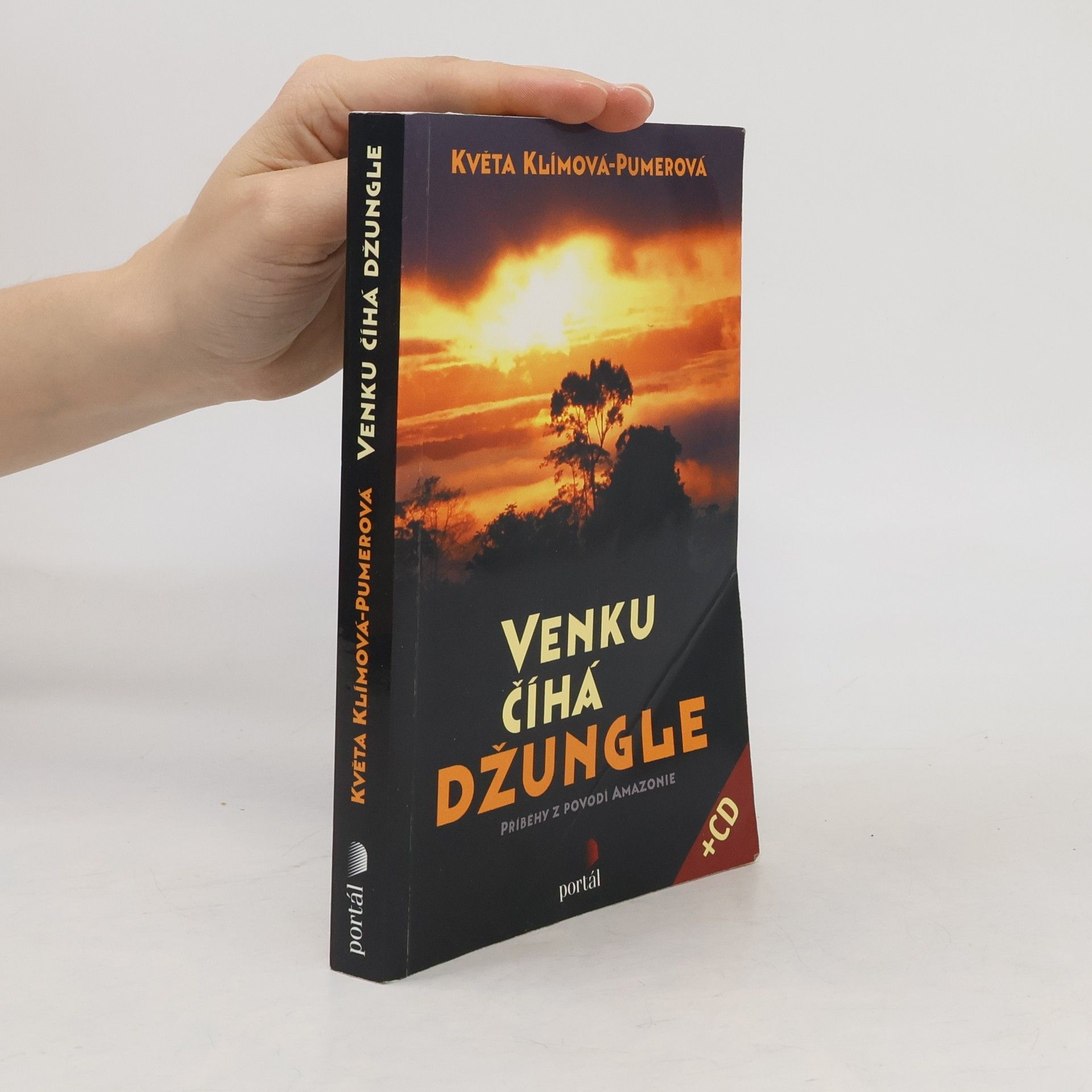 Květa KlímováPumerová Venku číhá džungle: Příběhy z povodí Amazonie