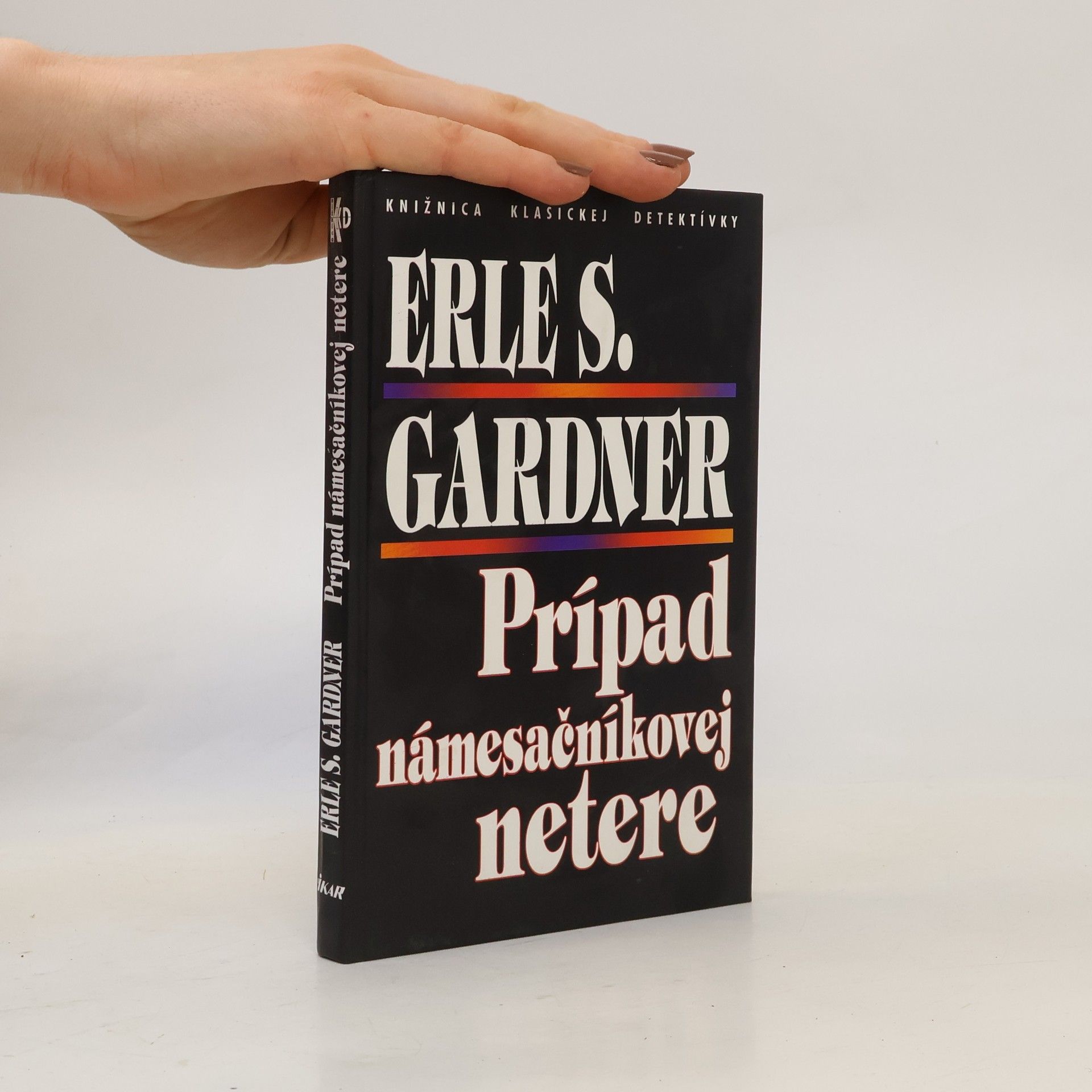 Erle Stanley Gardner Prípad námesačníkovej netere
