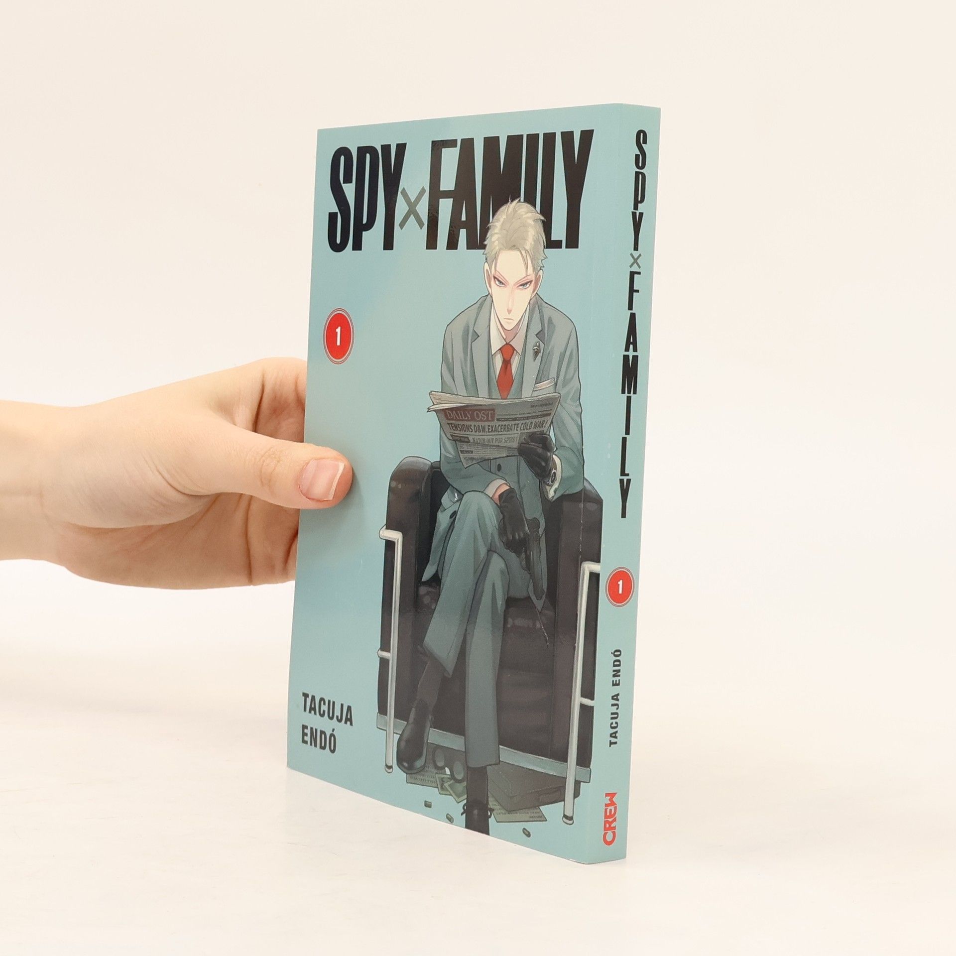 Tacuja Endó Spy x Family 1
