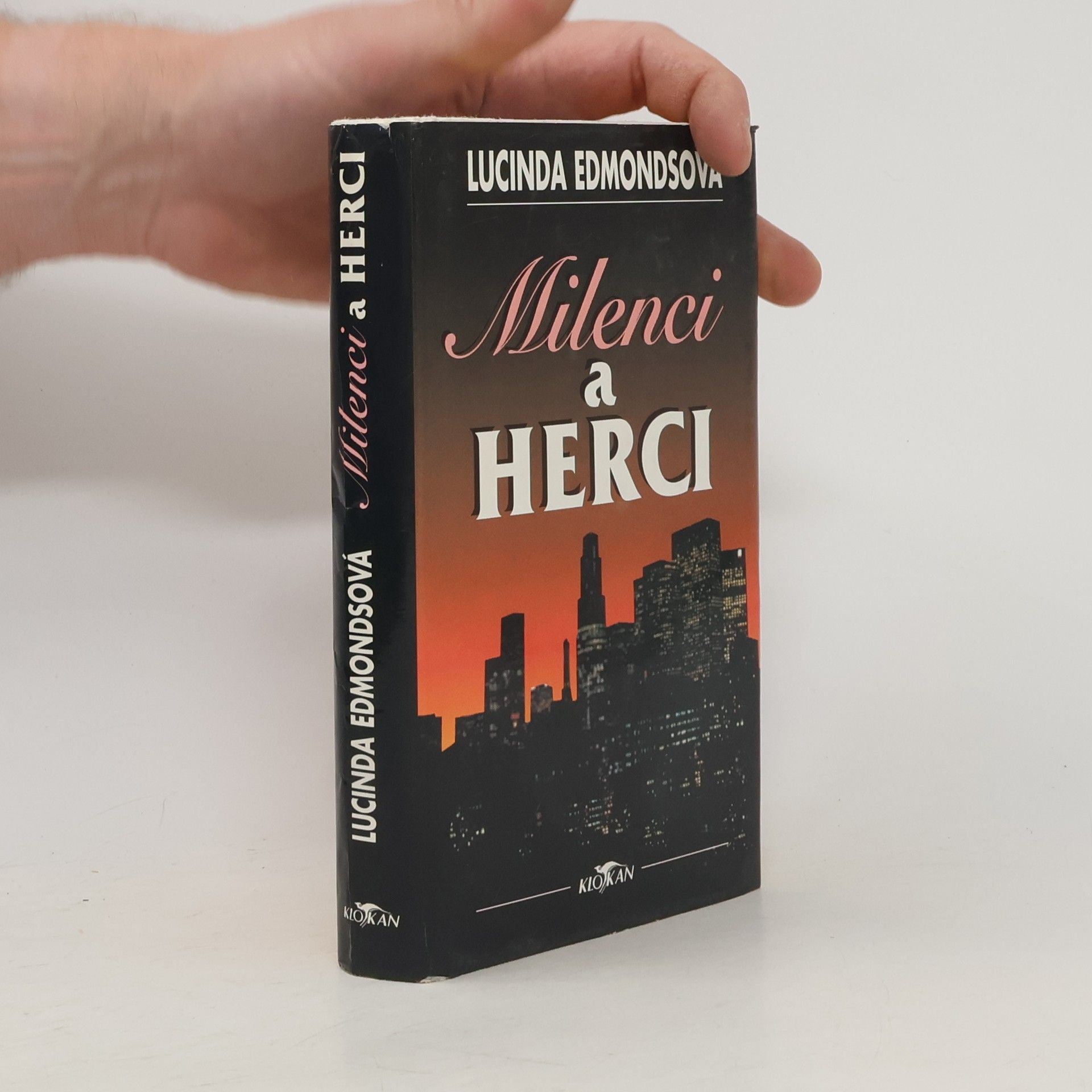 Lucinda Riley Milenci a herci