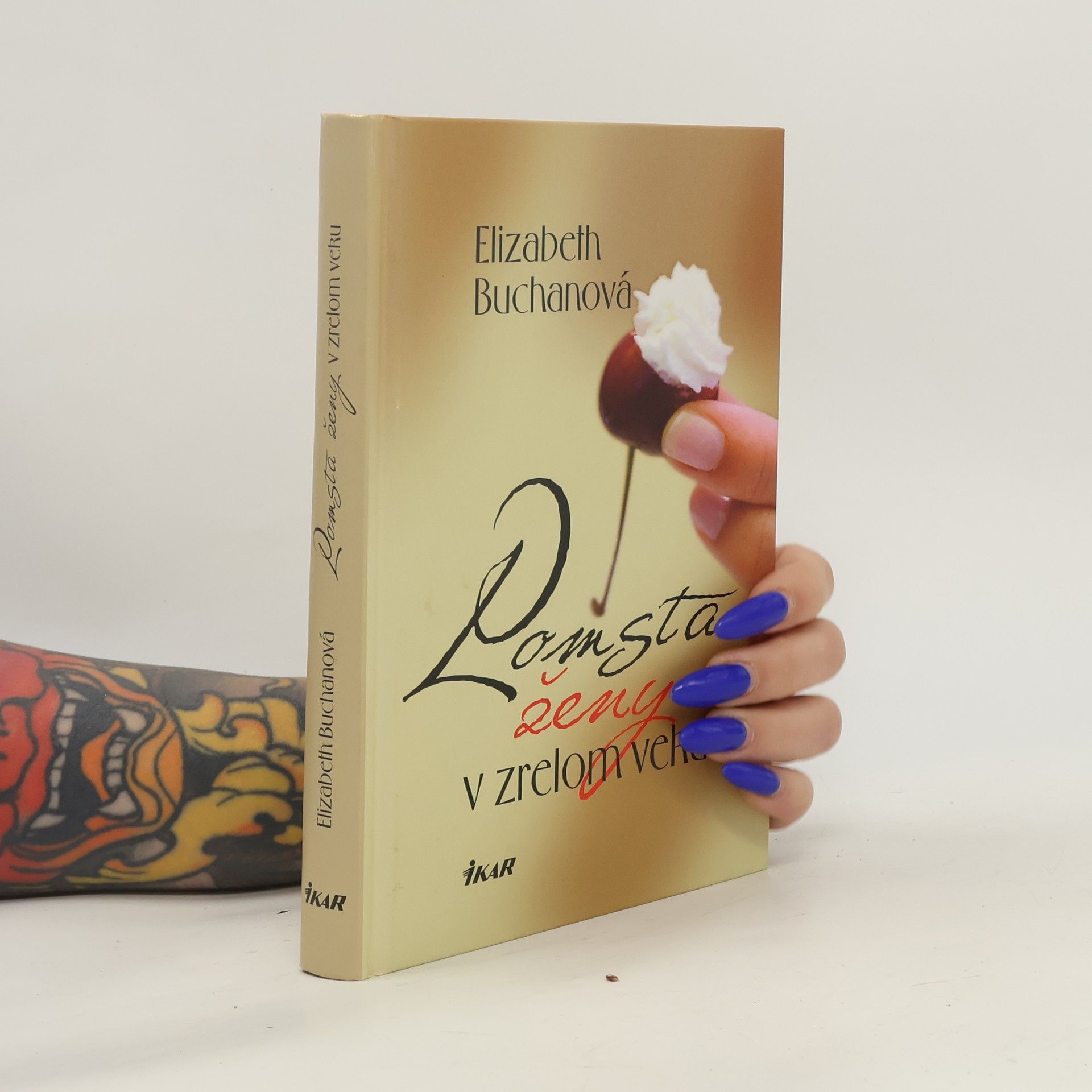 Elizabeth Buchan Pomsta ženy v zrelom veku
