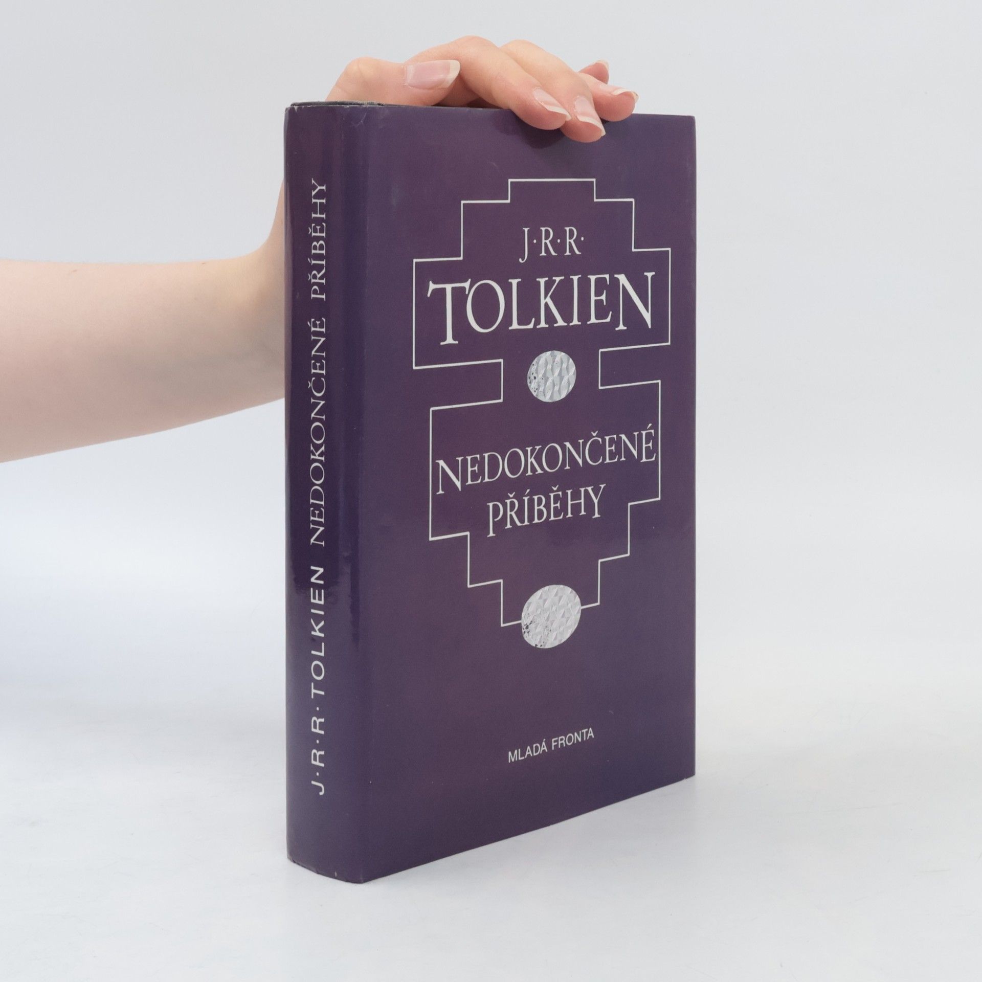 J. R. R. Tolkien Nedokončené příběhy Númenoru a Středozemě