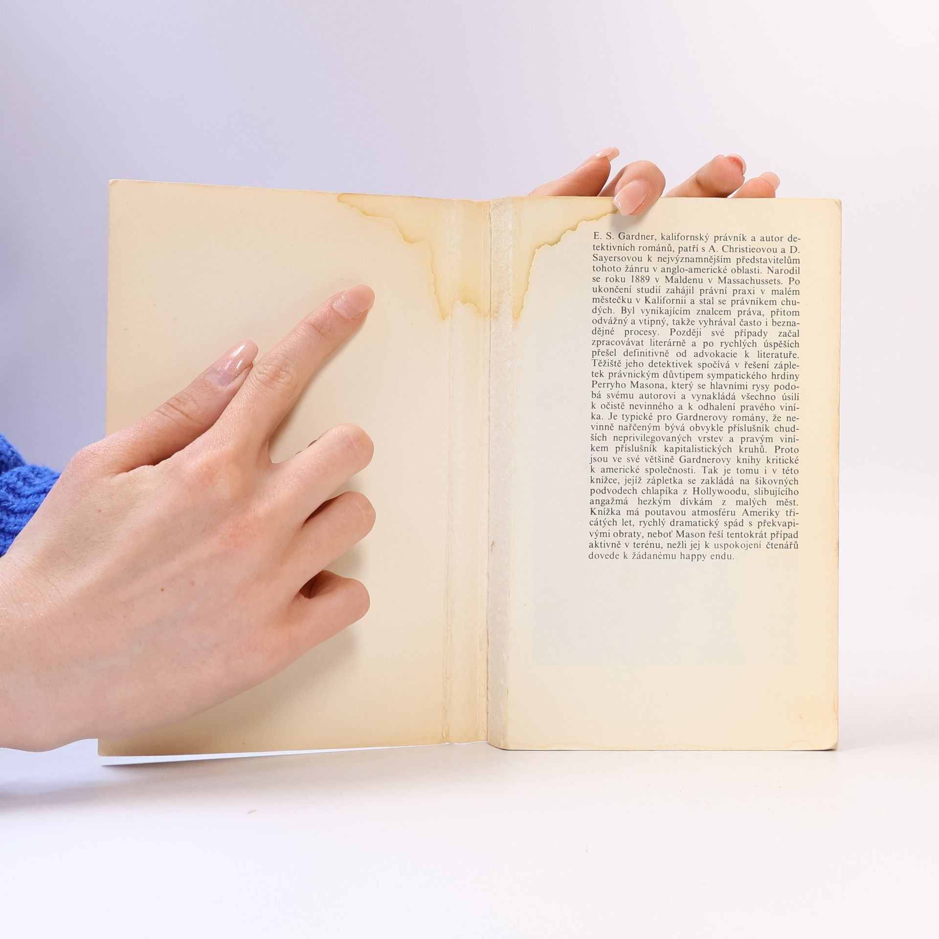 Erle Stanley Gardner Případ šťastných nožek