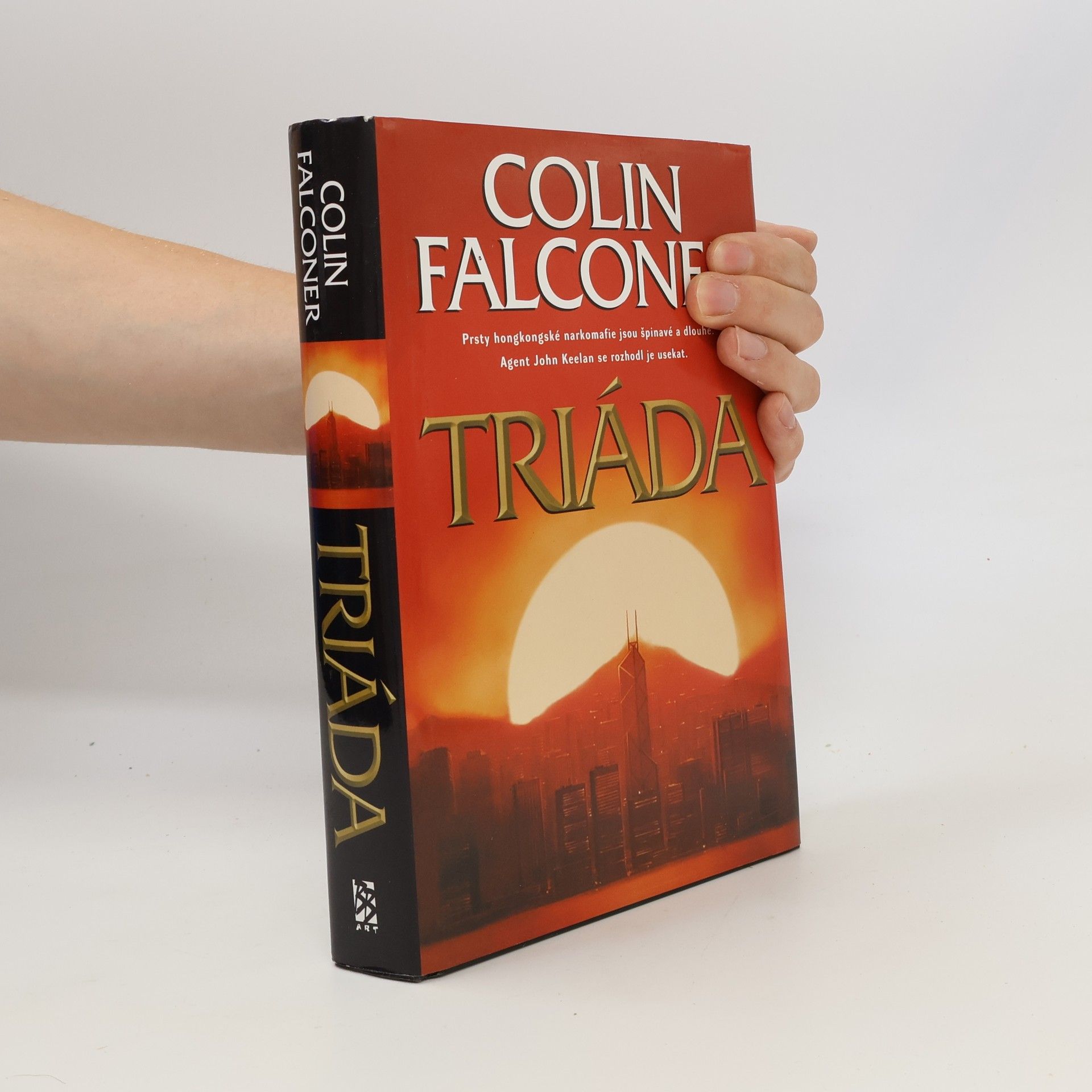 Colin Falconer Triáda
