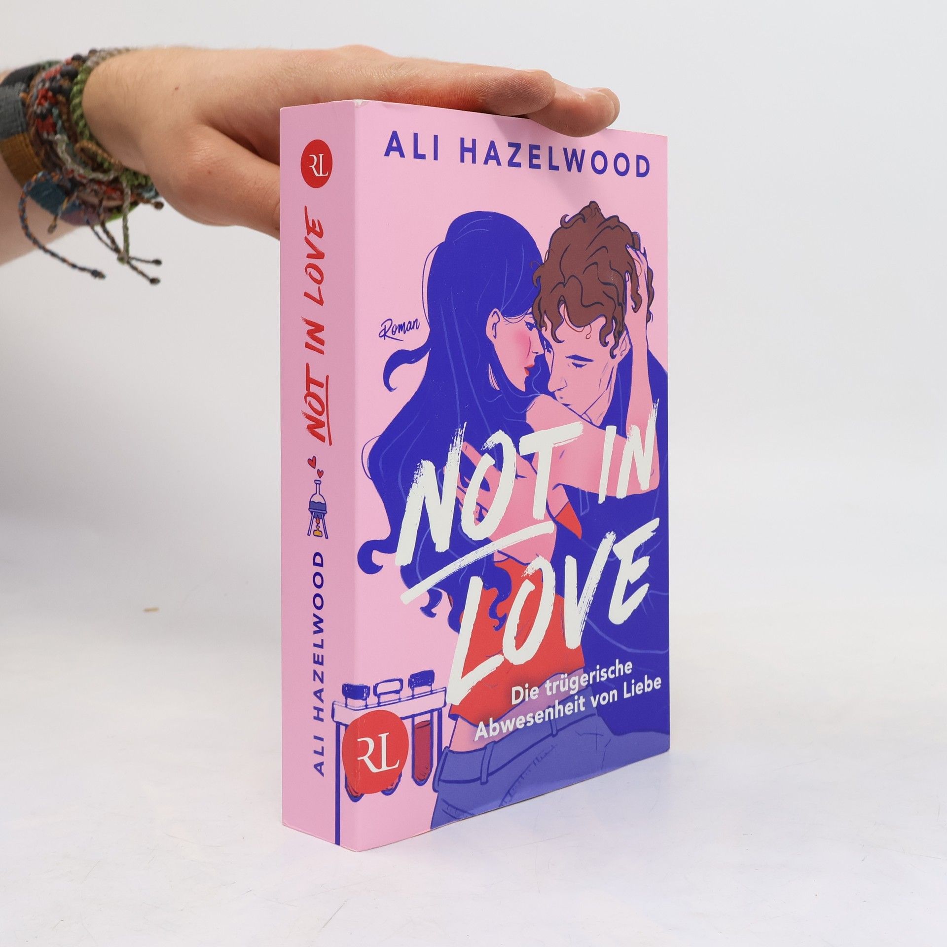 Ali Hazelwood Not in Love - Die trügerische Abwesenheit von Liebe