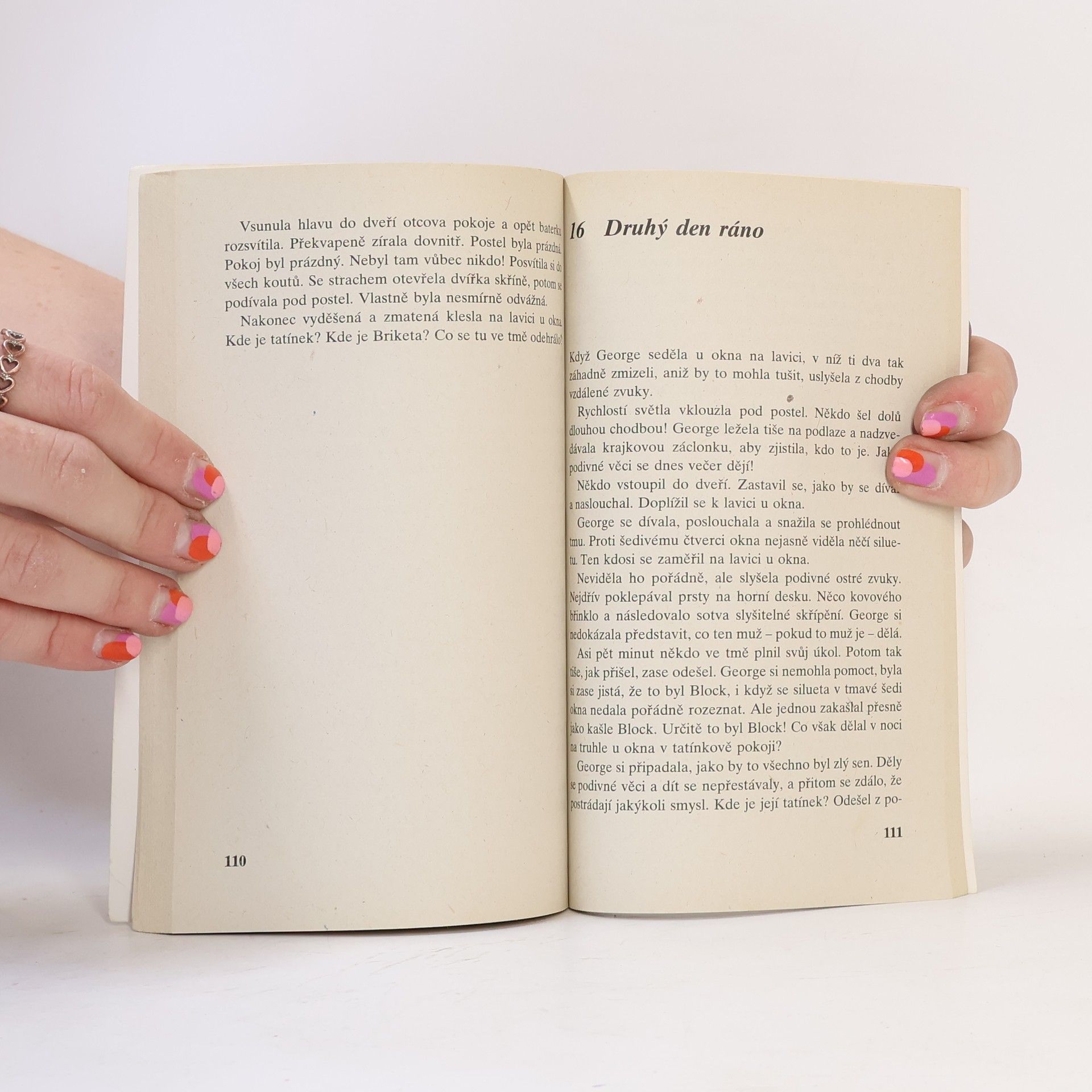 Enid Blyton Správná pětka. Pětka na Pašeráckém vršku