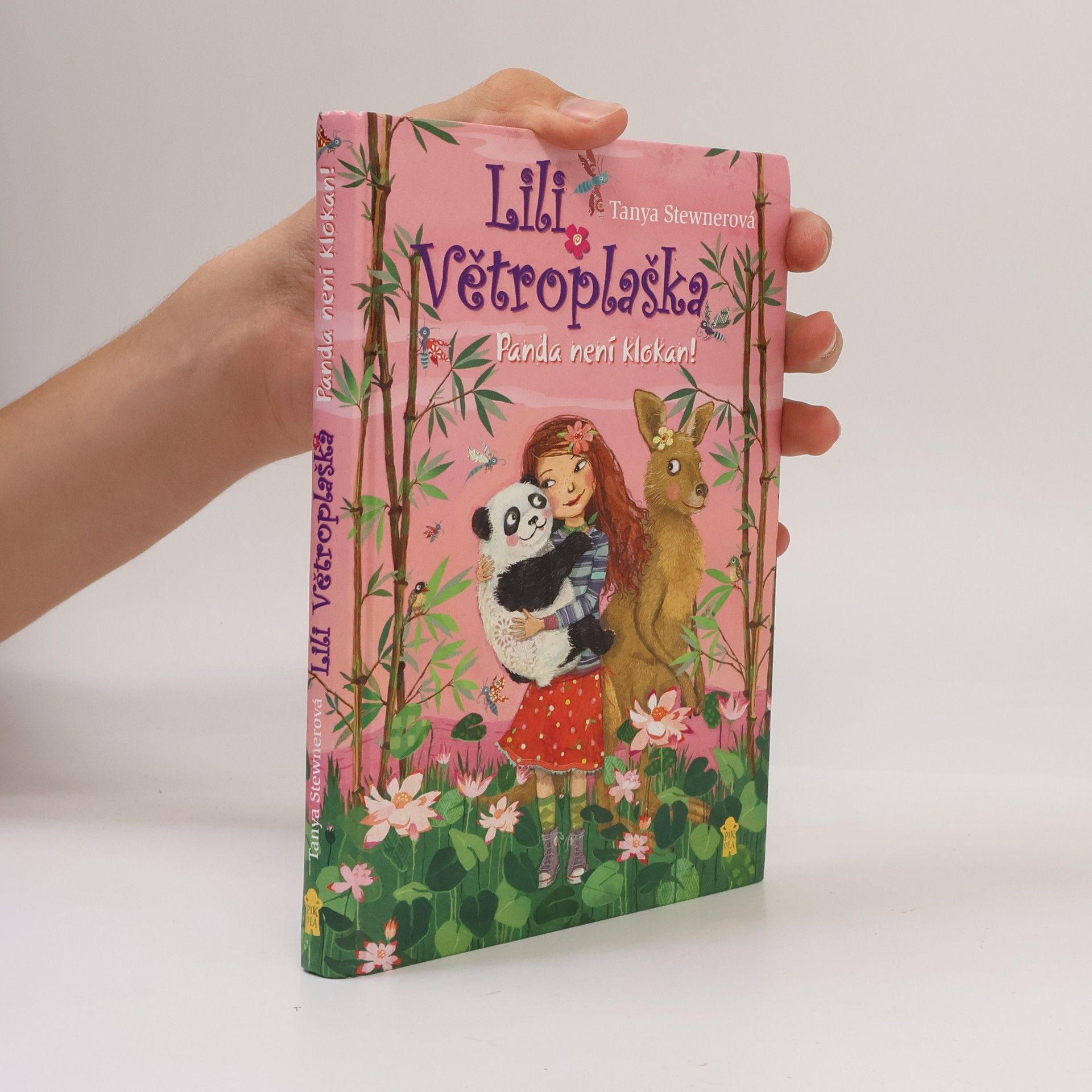 Tanya Stewner Lili Větroplaška. Panda není klokan!
