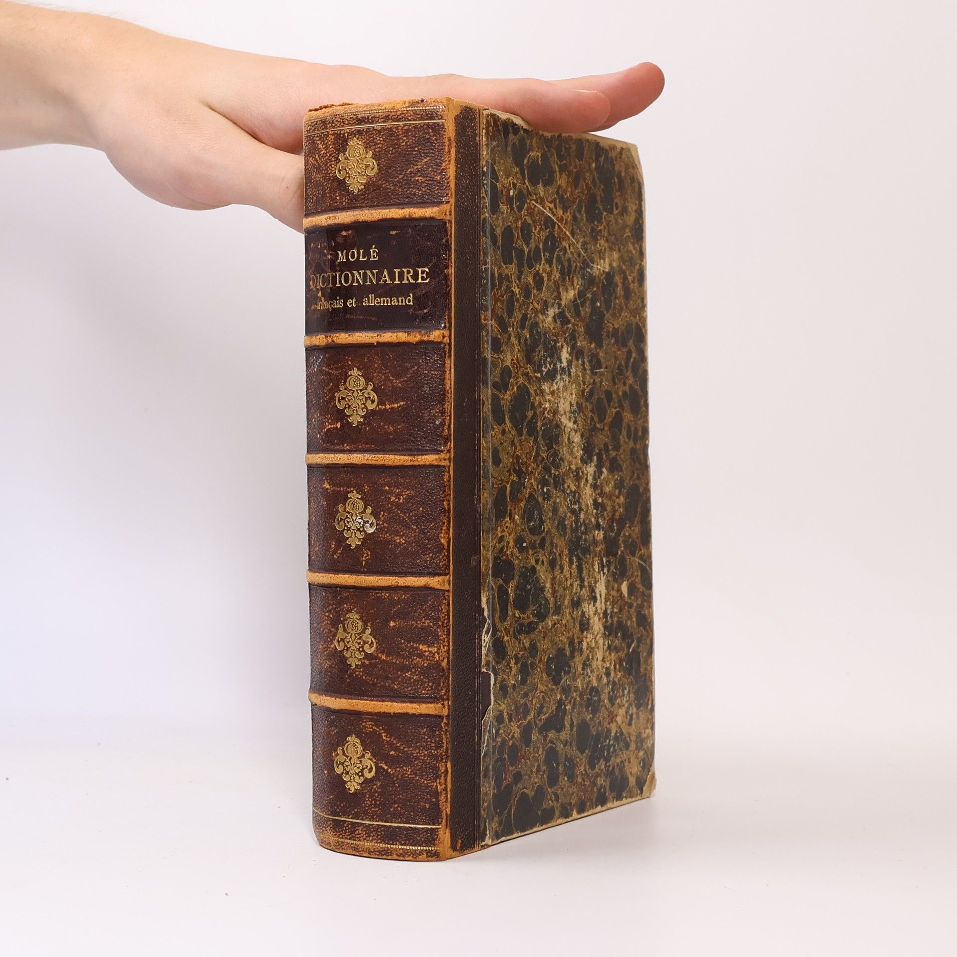 A. Molé Nouveau Dictionnaire Français-Allemand et Allemand-Français. Neues Wörterbuch der französischen und deutschen Sprache