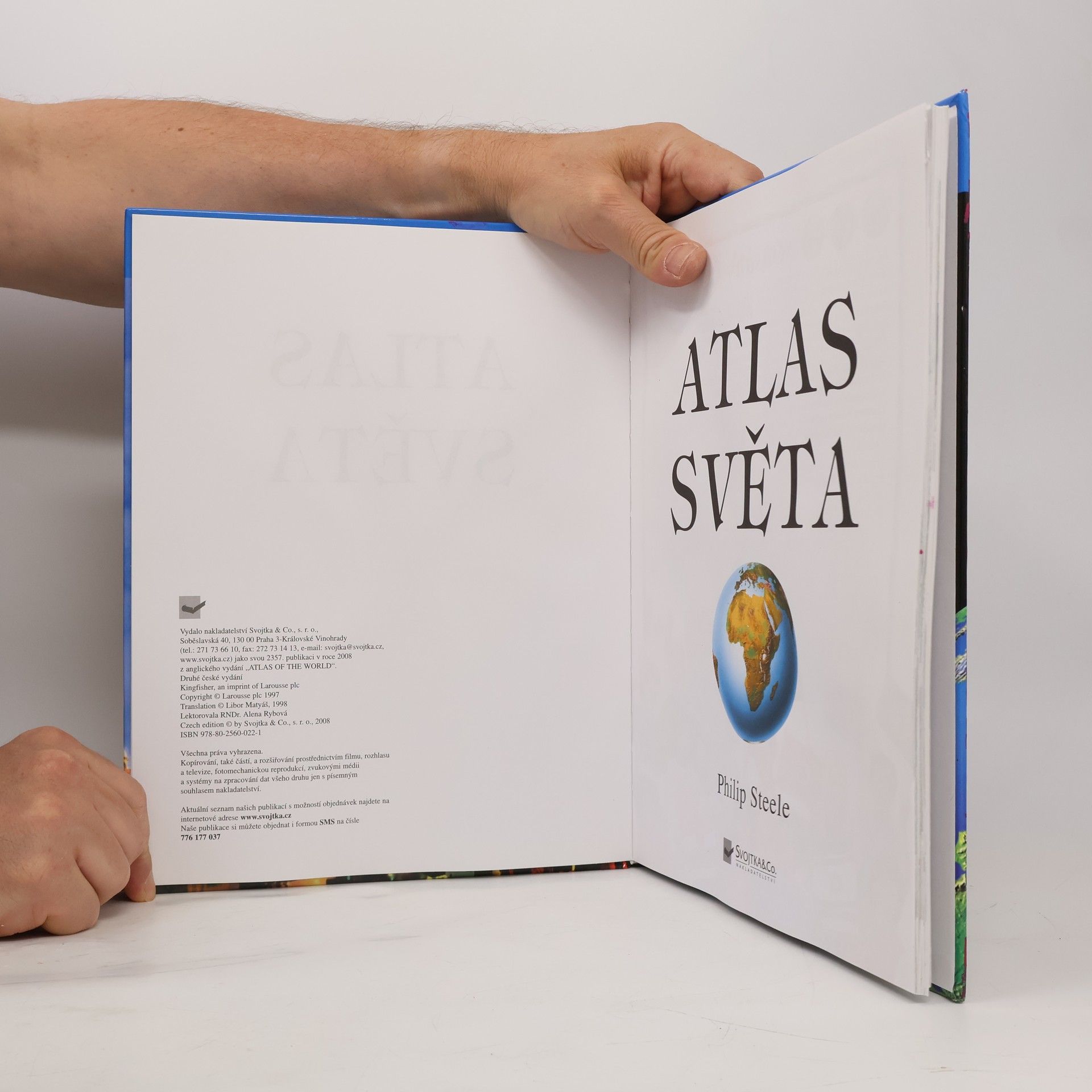 Philip Steele Školní atlas světa