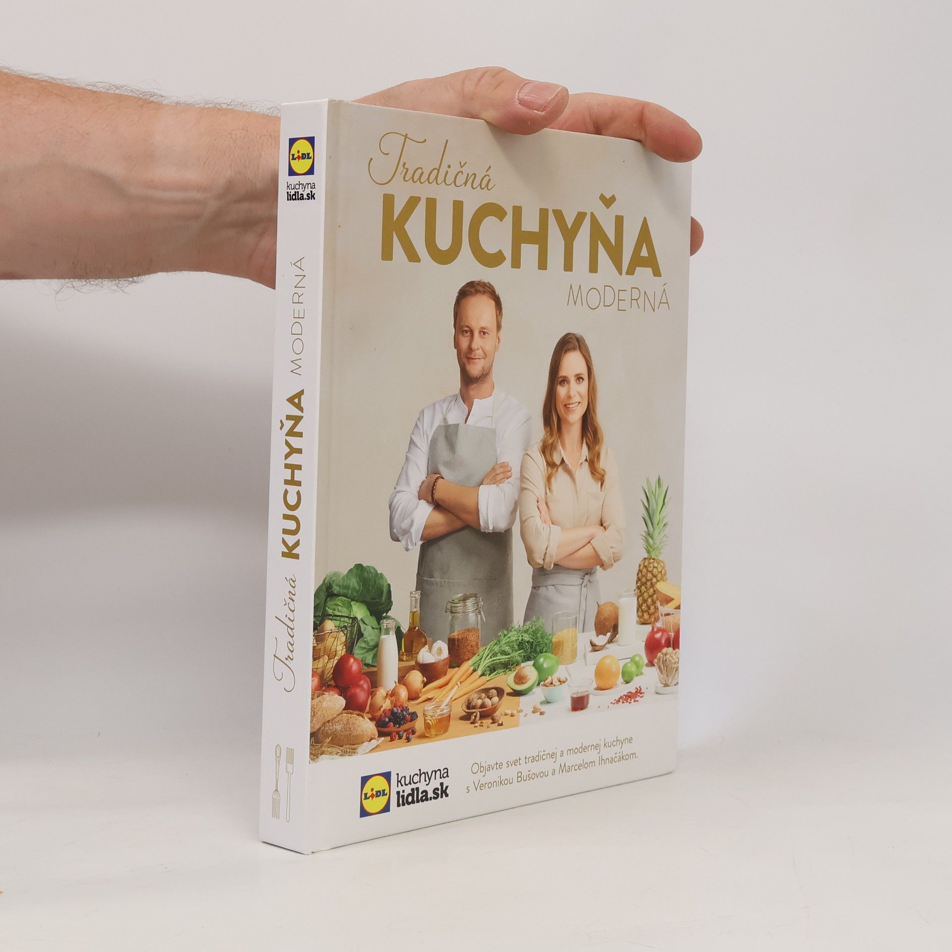 Veronika Bušová Tradičná kuchyňa moderná