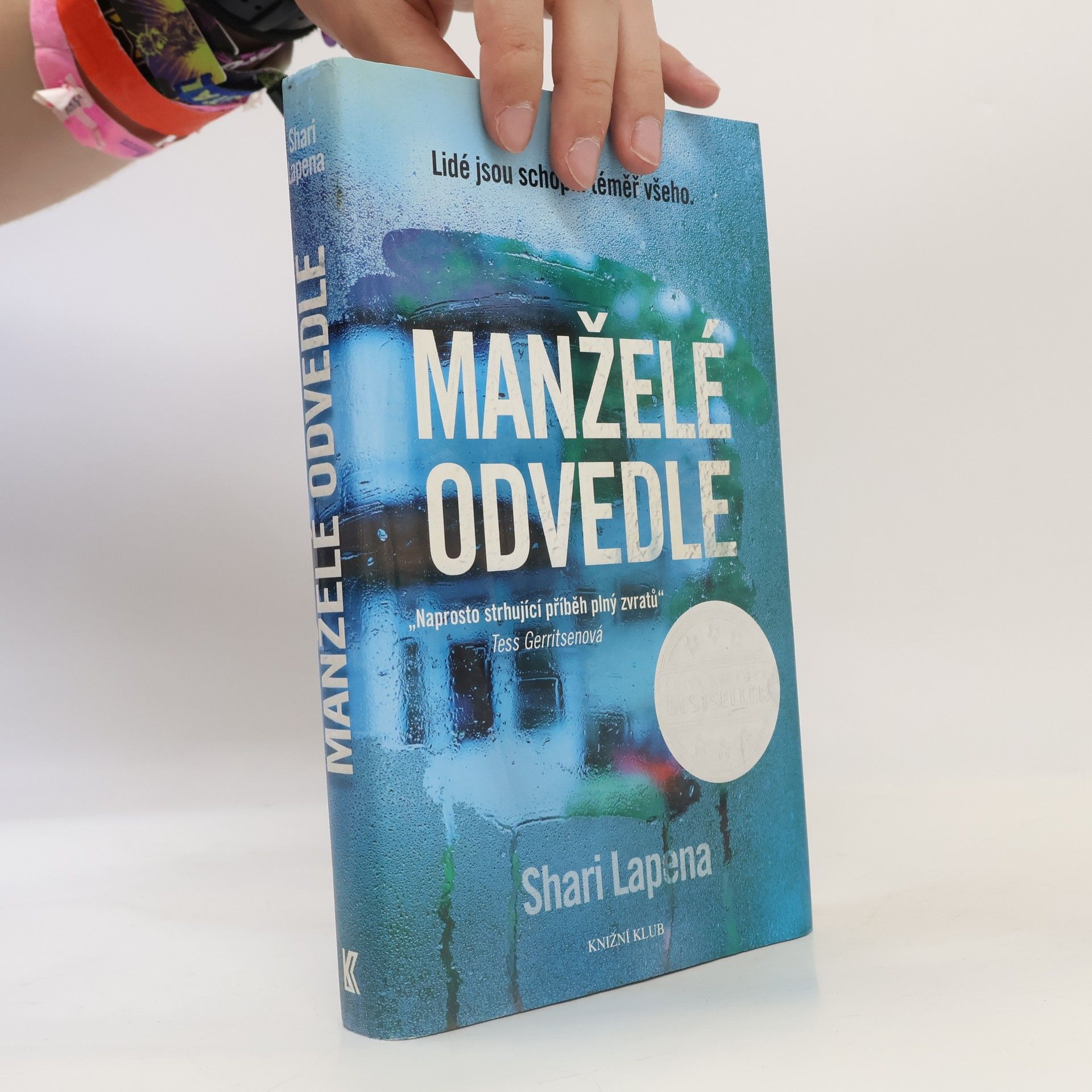 Shari Lapena Manželé odvedle