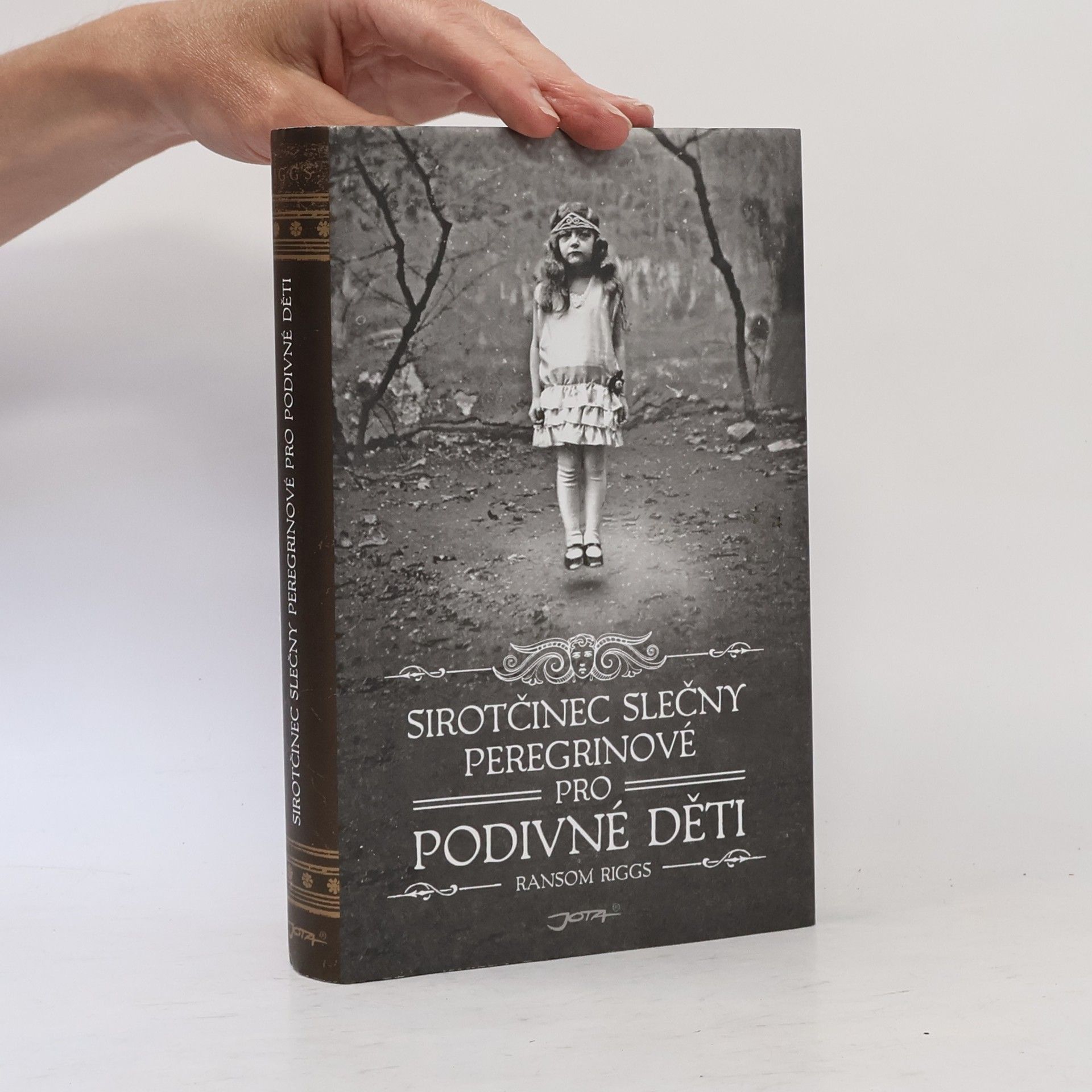 Ransom Riggs Sirotčinec slečny Peregrinové pro podivné děti