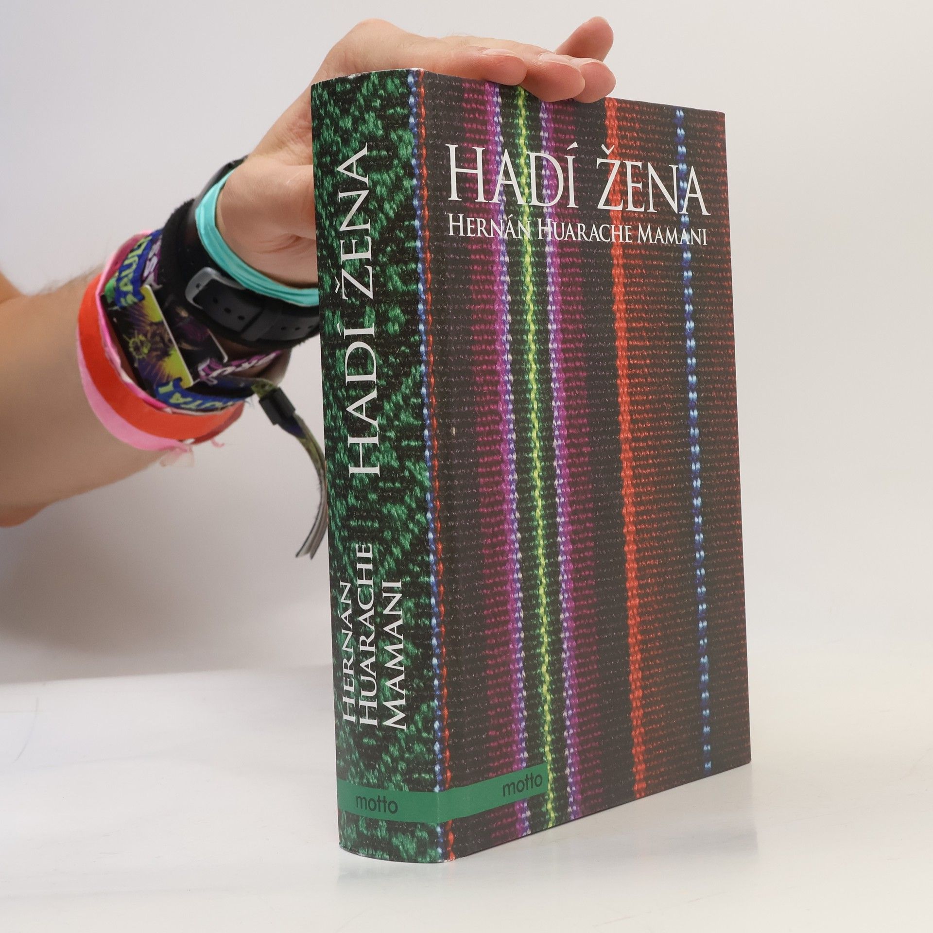 Hernán Huarache Mamani Hadí žena: Hledání podstaty ženské síly