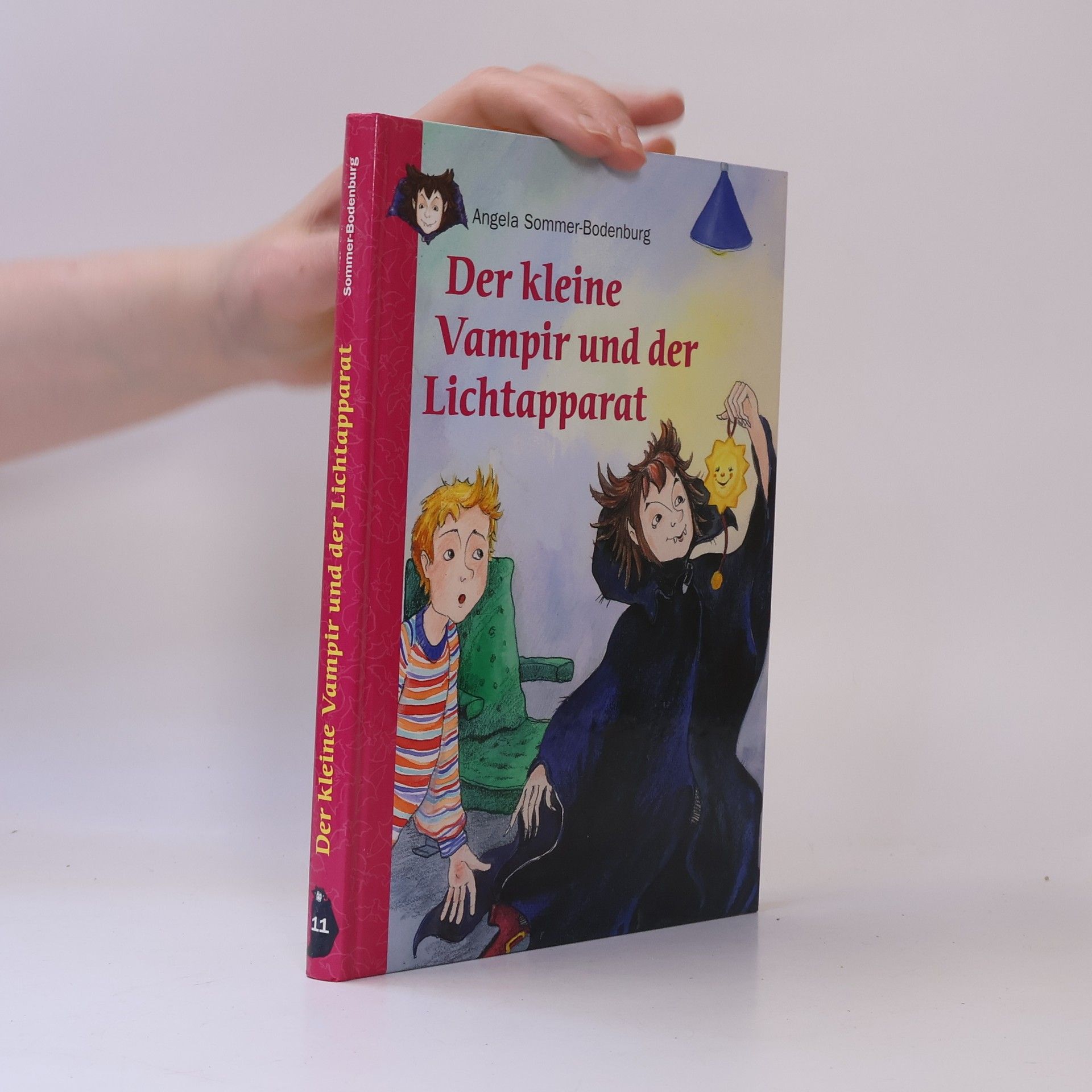 Angela Sommer-Bodenburg Der kleine Vampir und der Lichtapparat