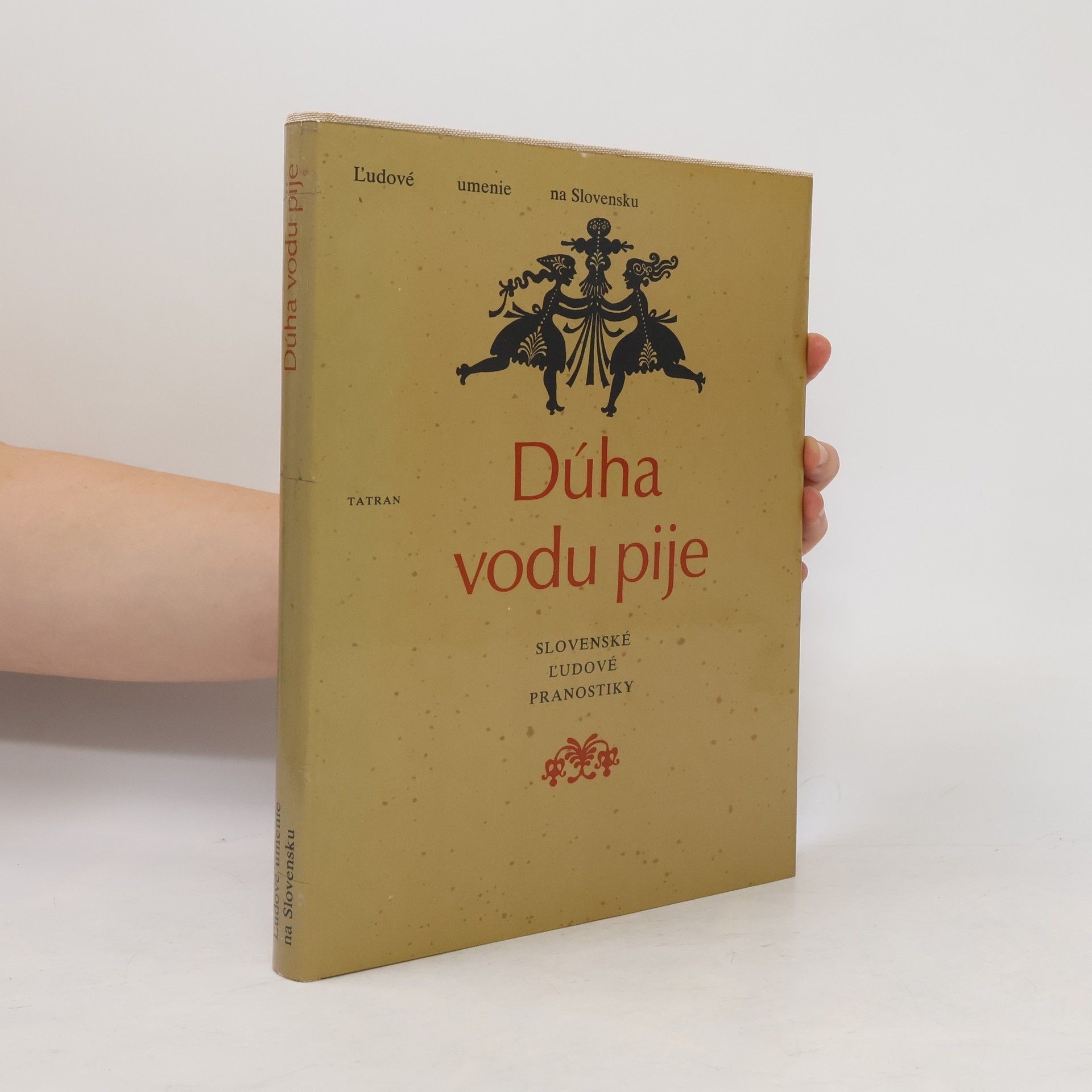 Dúha vodu pije