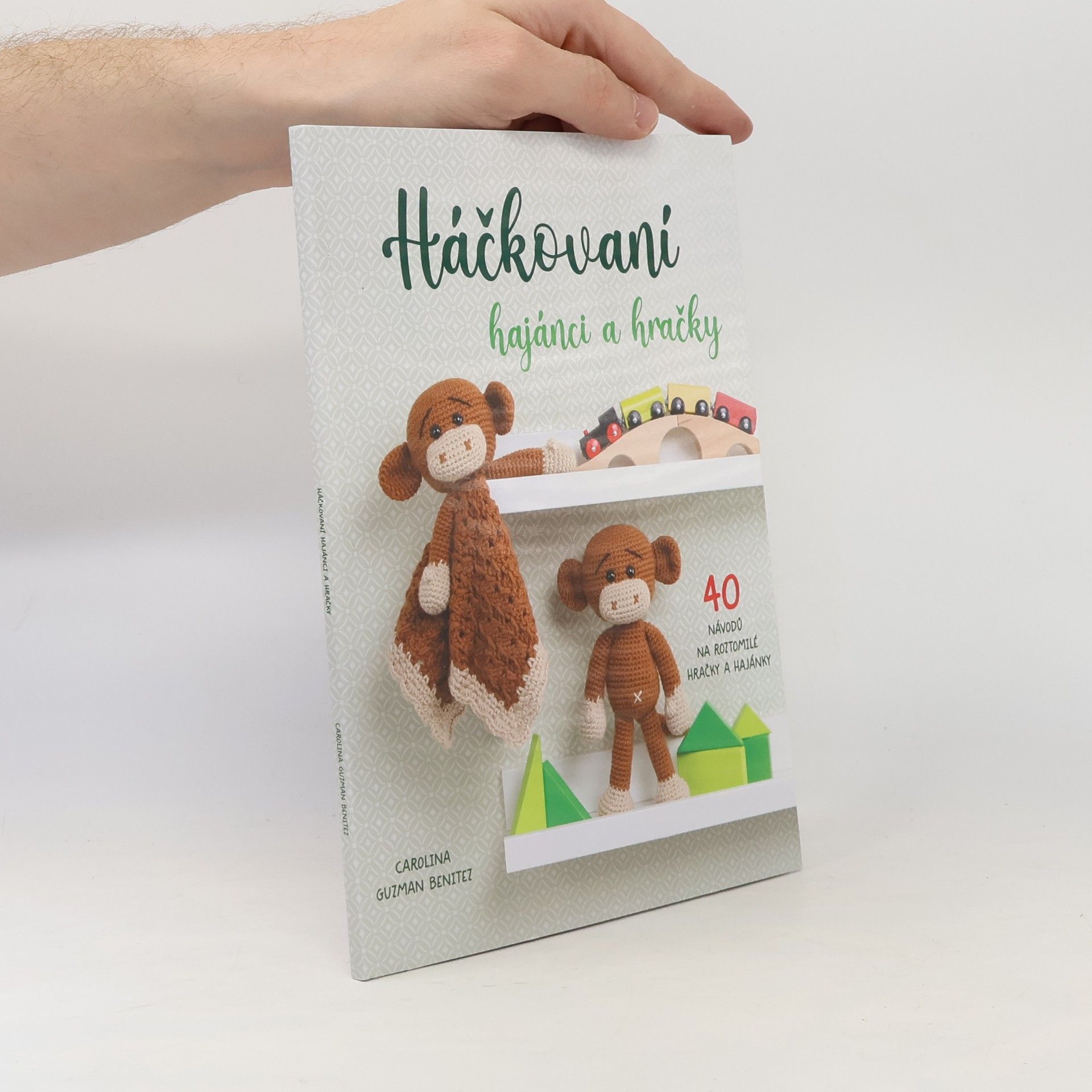 Carolina Guzman Benitez Háčkovaní hajánci a hračky