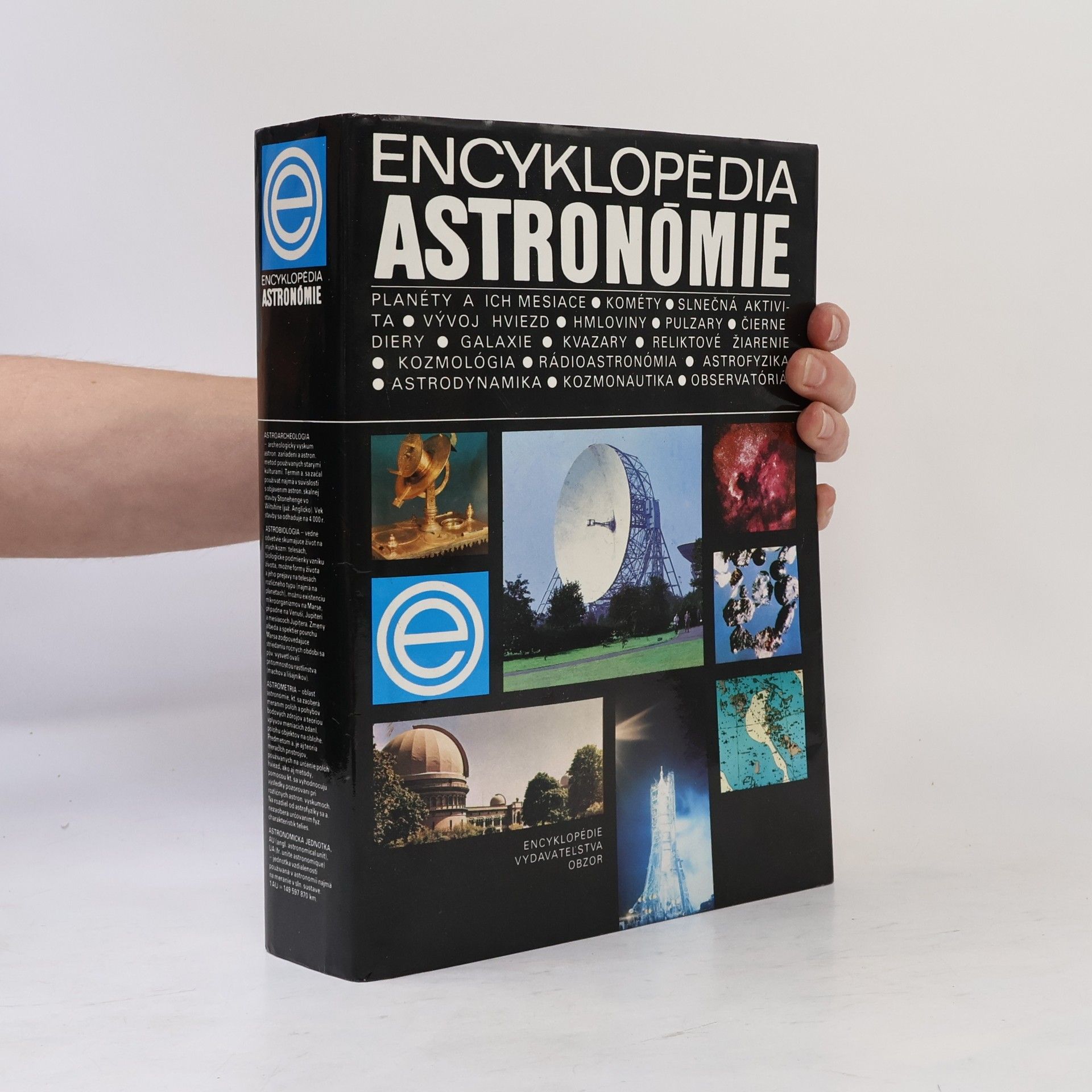 A. Hajduk Encyklopédia astronómie