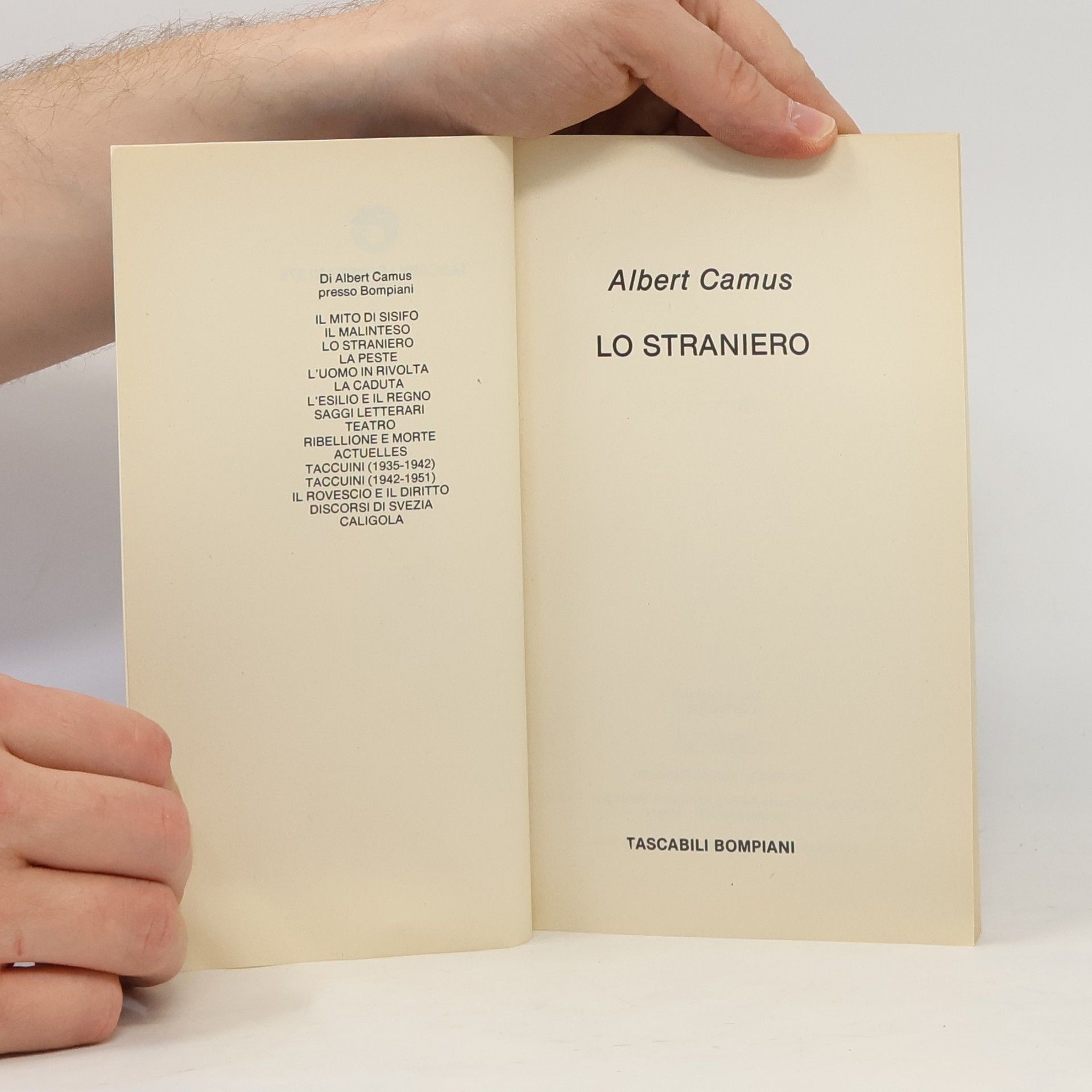 Albert Camus Lo straniero