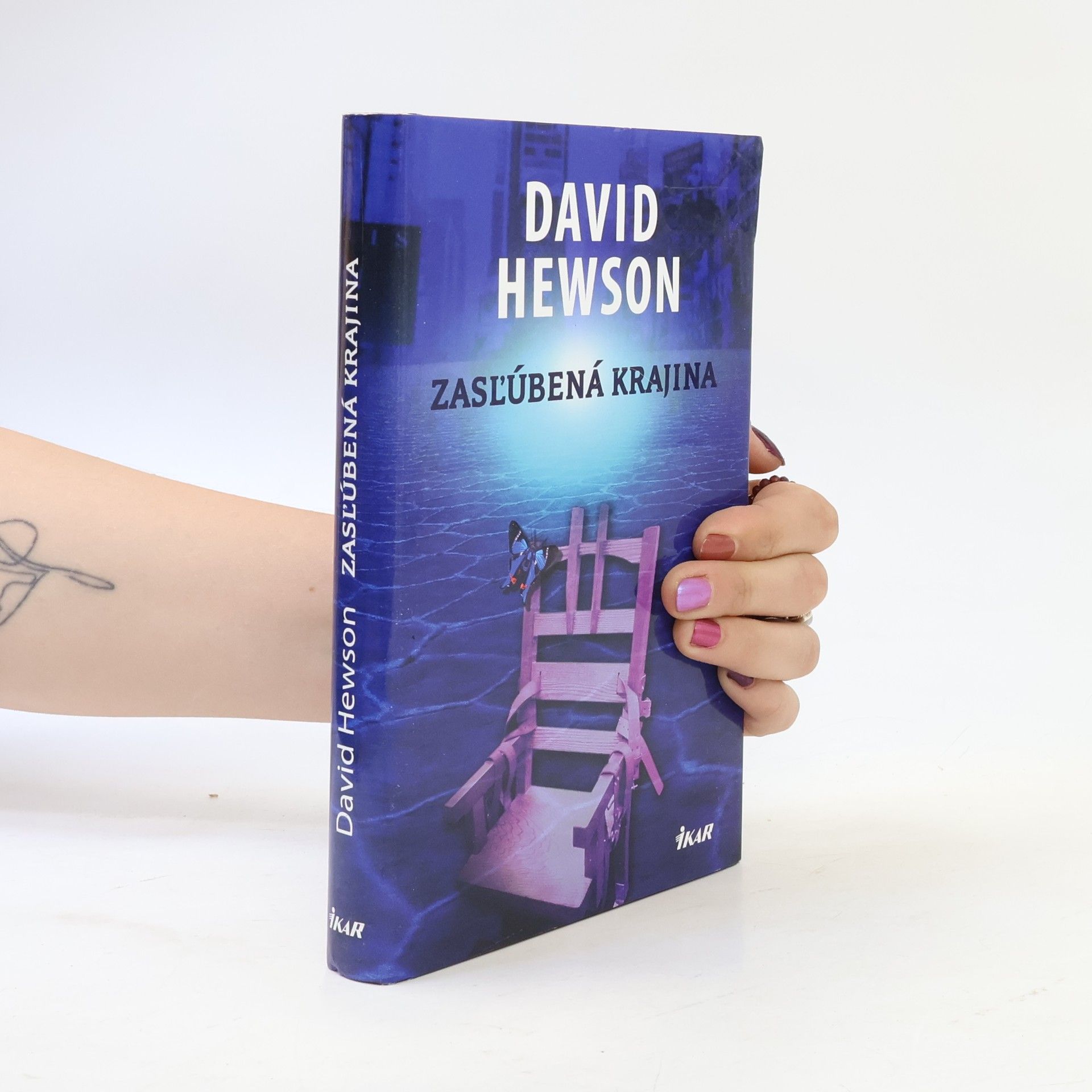 David Hewson Zasľúbená krajina