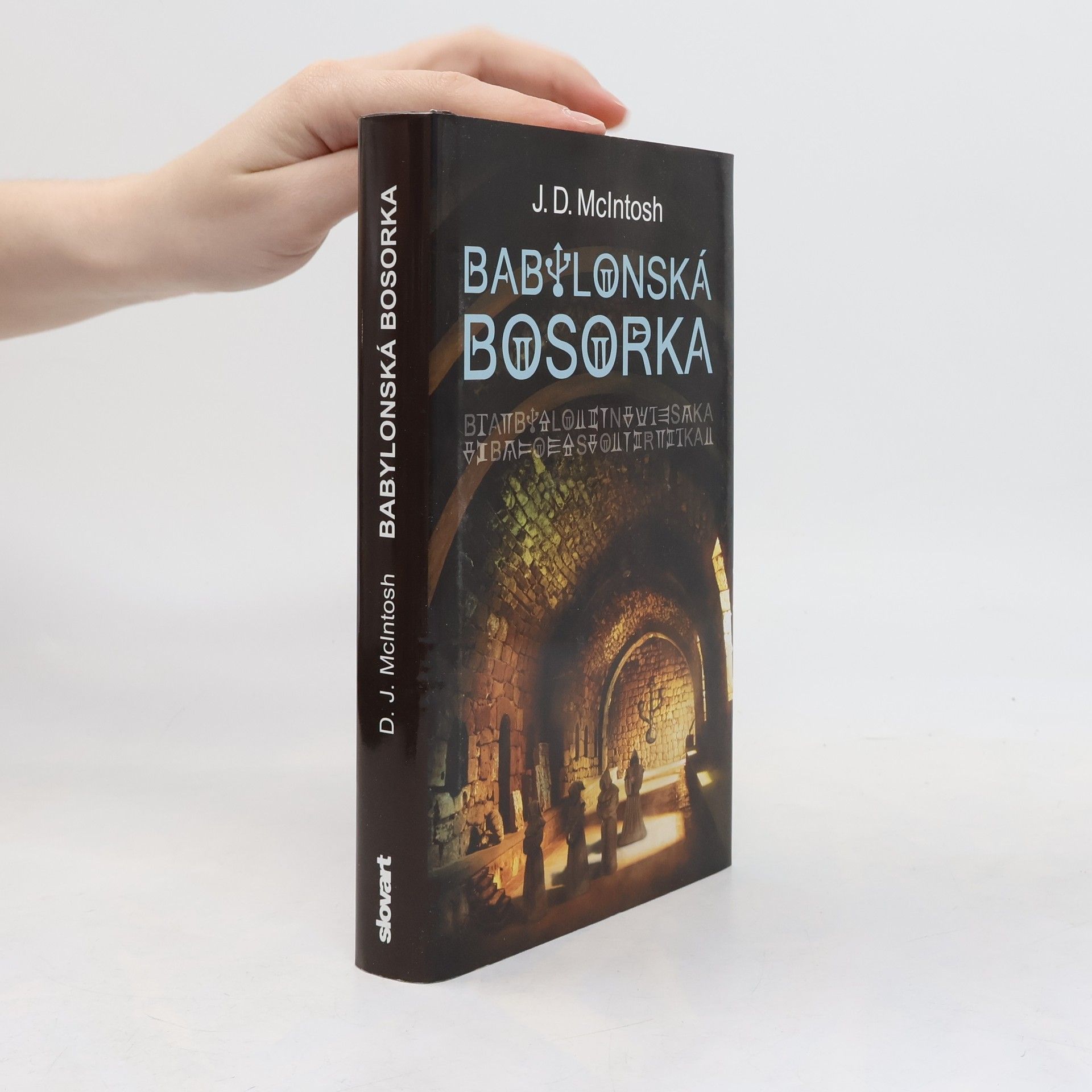 D. J. McIntosh Babylonská bosorka